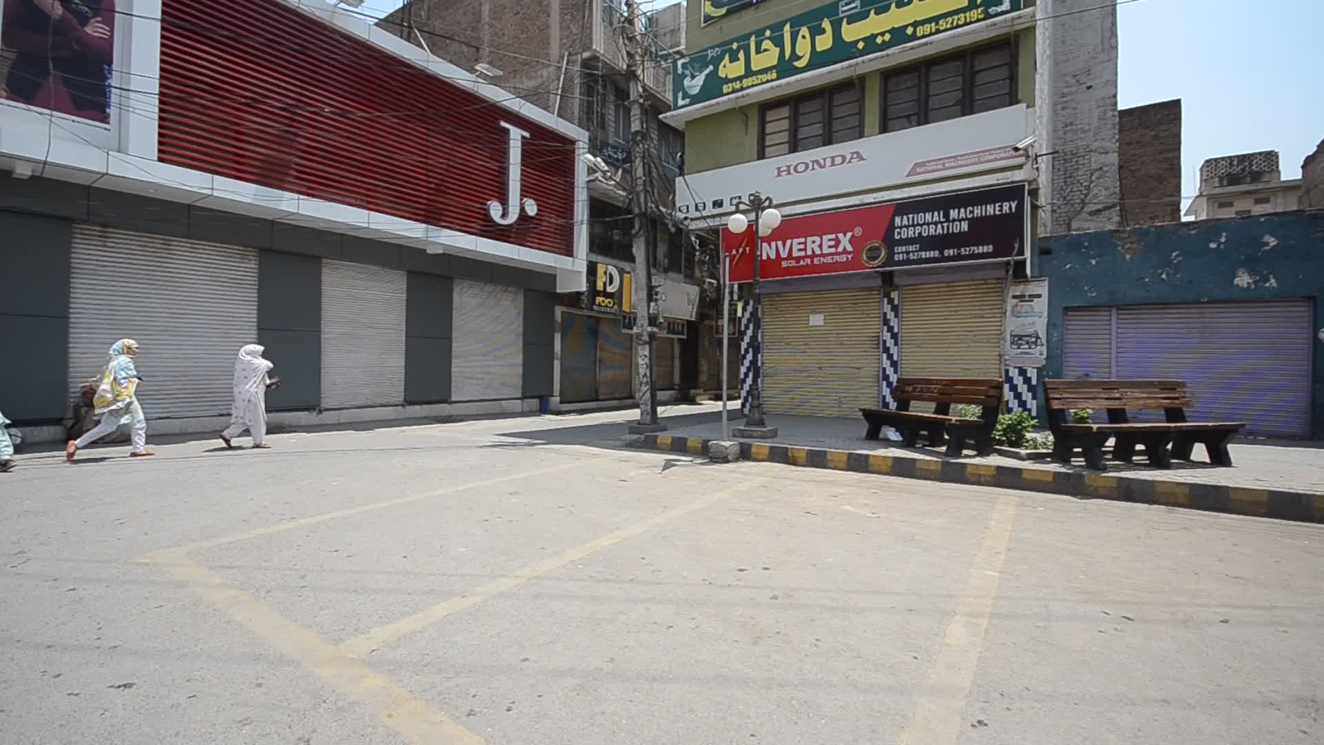 Coronavirus lockdown in Peshawar