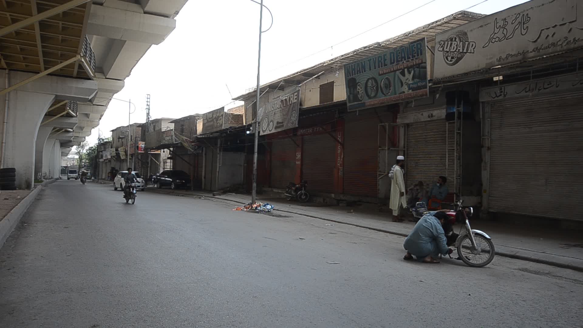 Coronavirus lockdown in Peshawar