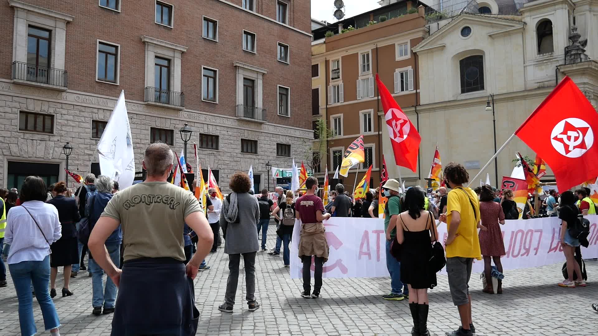 Alitalia workers protest in Rome