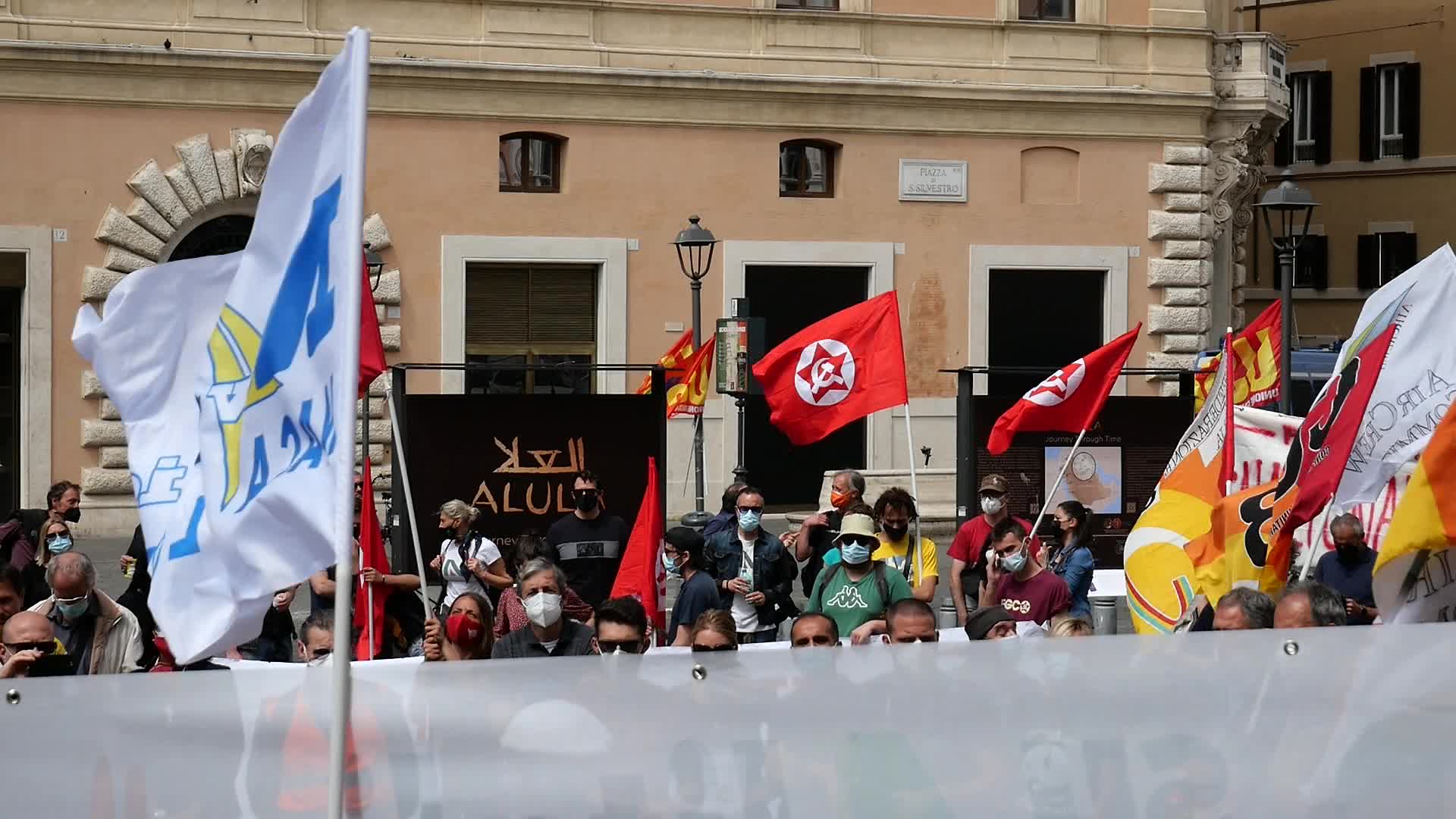 Alitalia workers protest in Rome