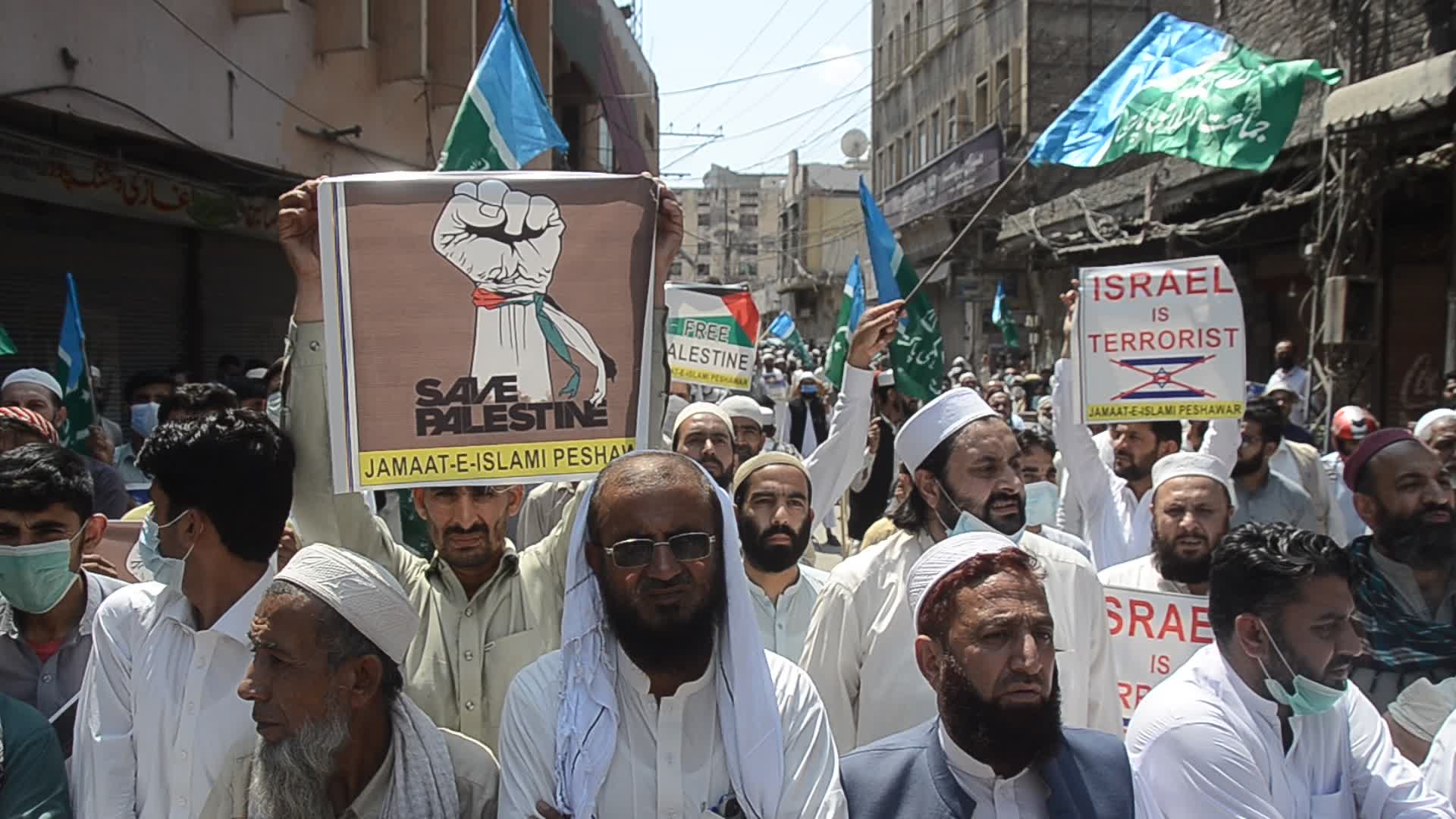 Protest in Pakistan against Israeli forces