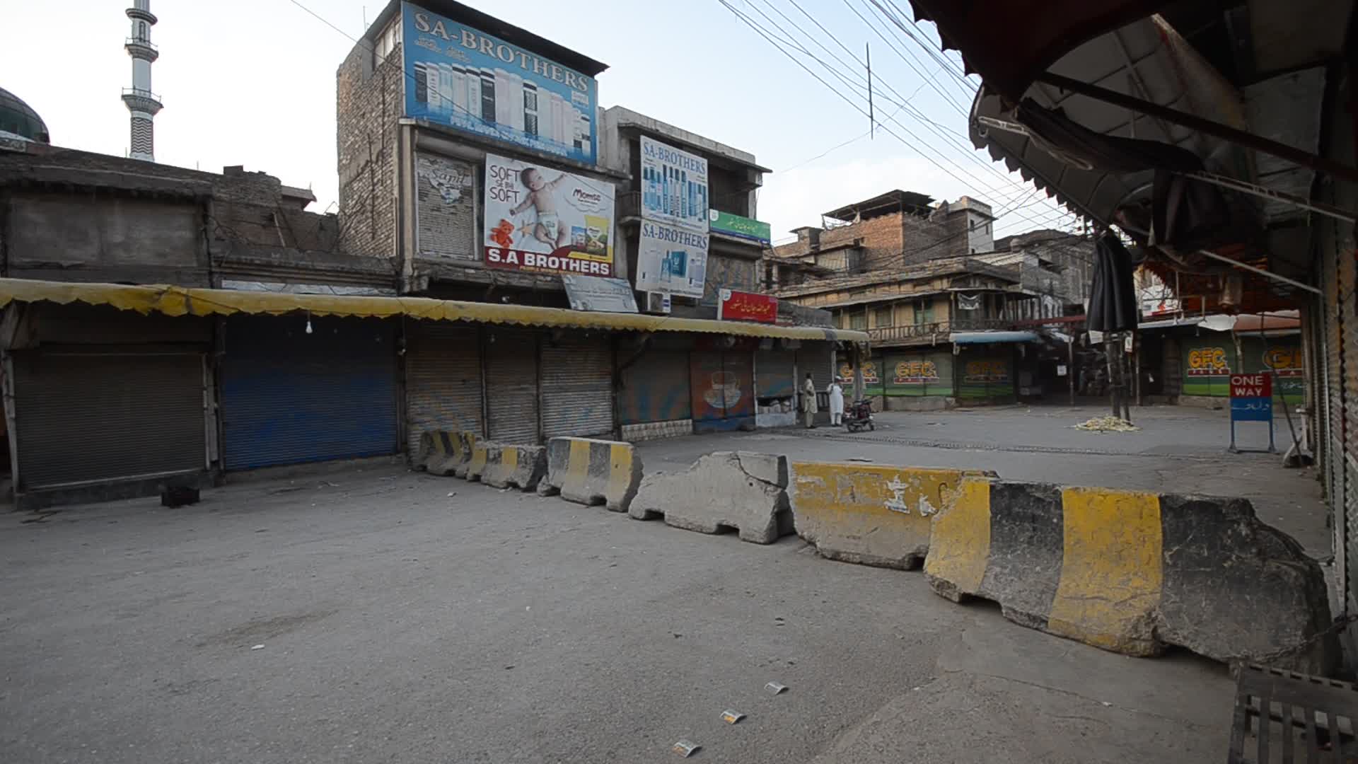 17 day lockdown continues in Pakistan