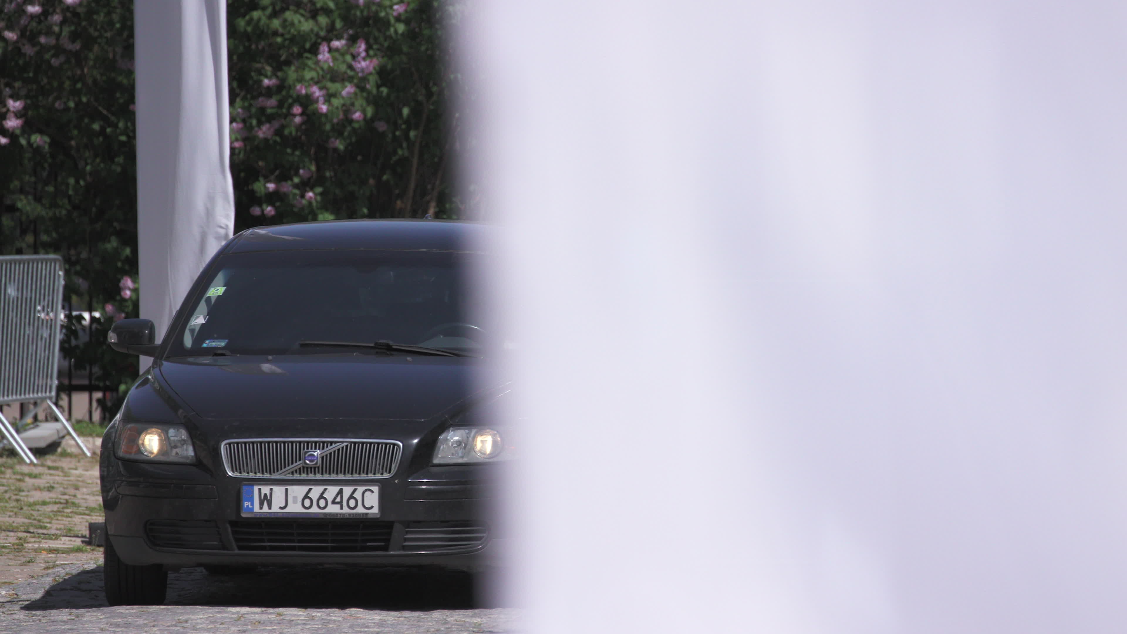 First drive-thru COVID-19 vaccination point in Warsaw
