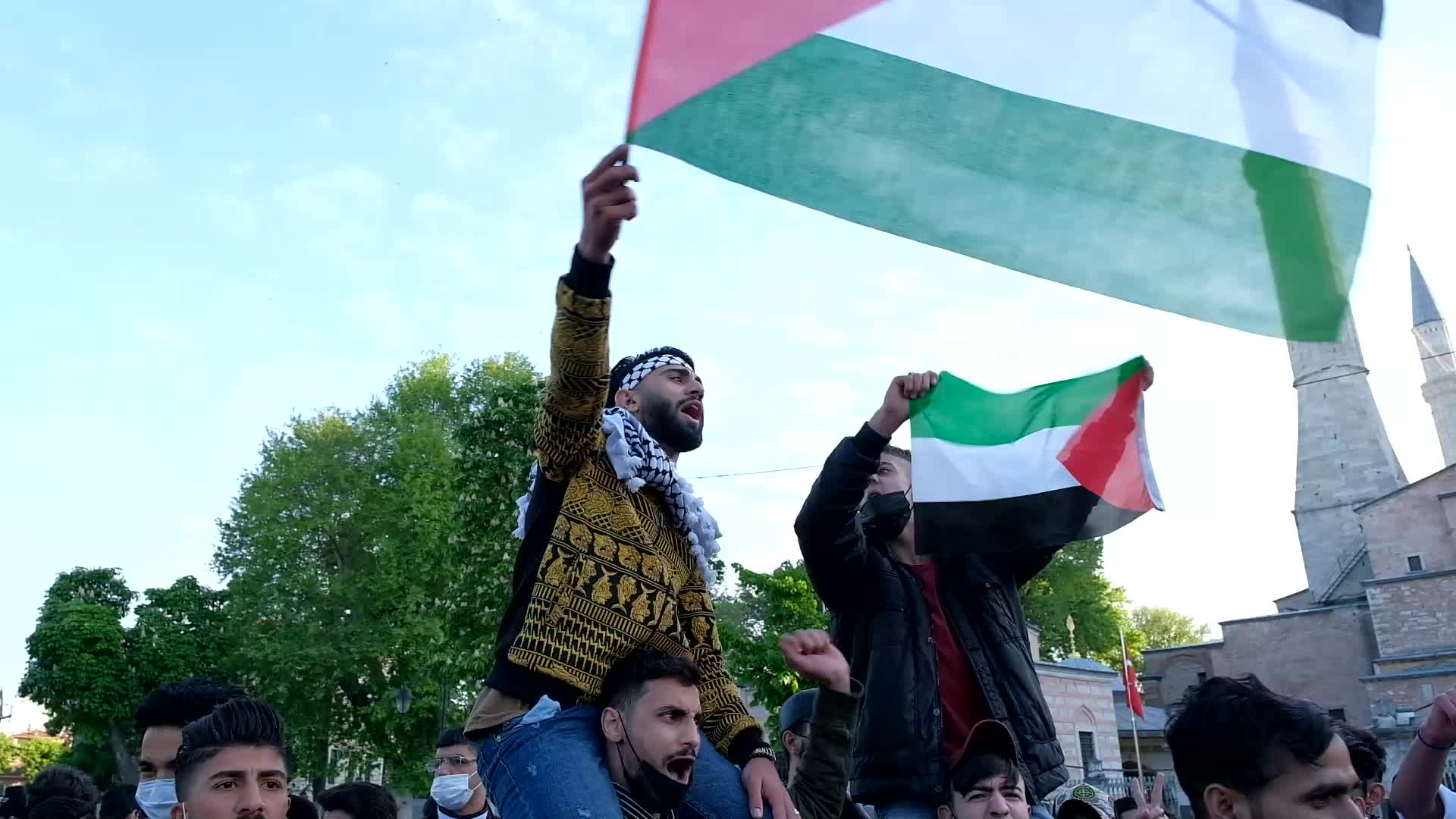 Muslim worshippers gathered to support palestine against israel's attack after the eid prayers
