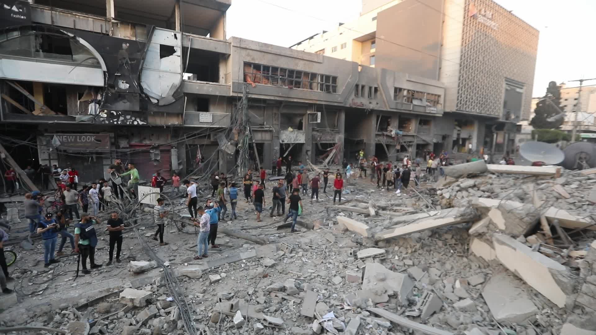 Al-Sharouk tower collapsed after an Israeli airstrike