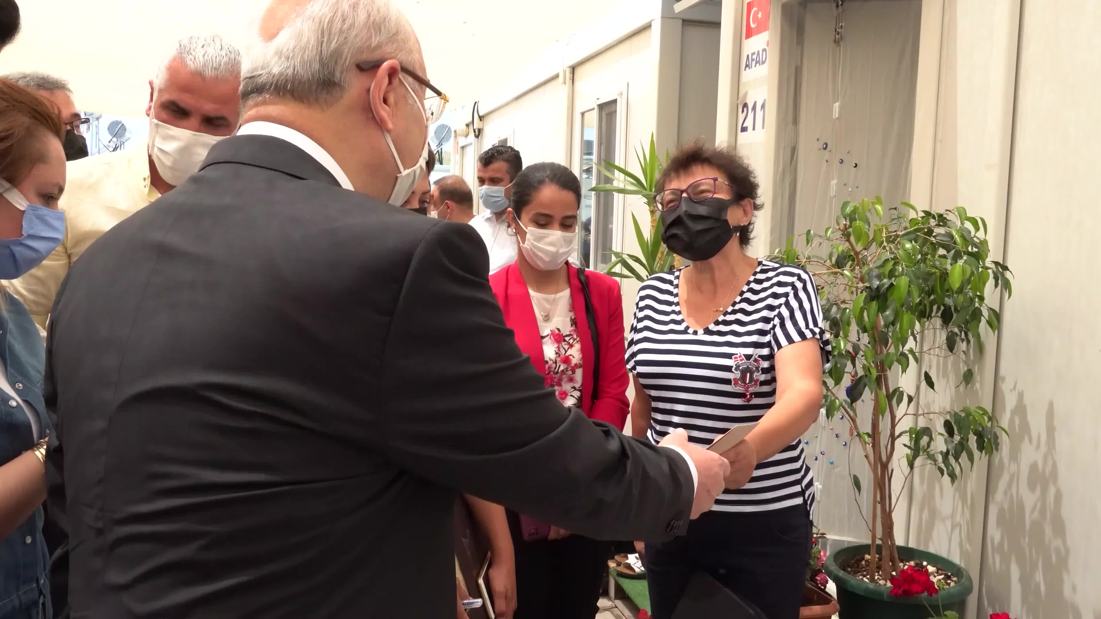 Izmir Governor Yavuz Selim Köşger has visited the earthquake victims in the container city for  Ramadan Feast Celebration