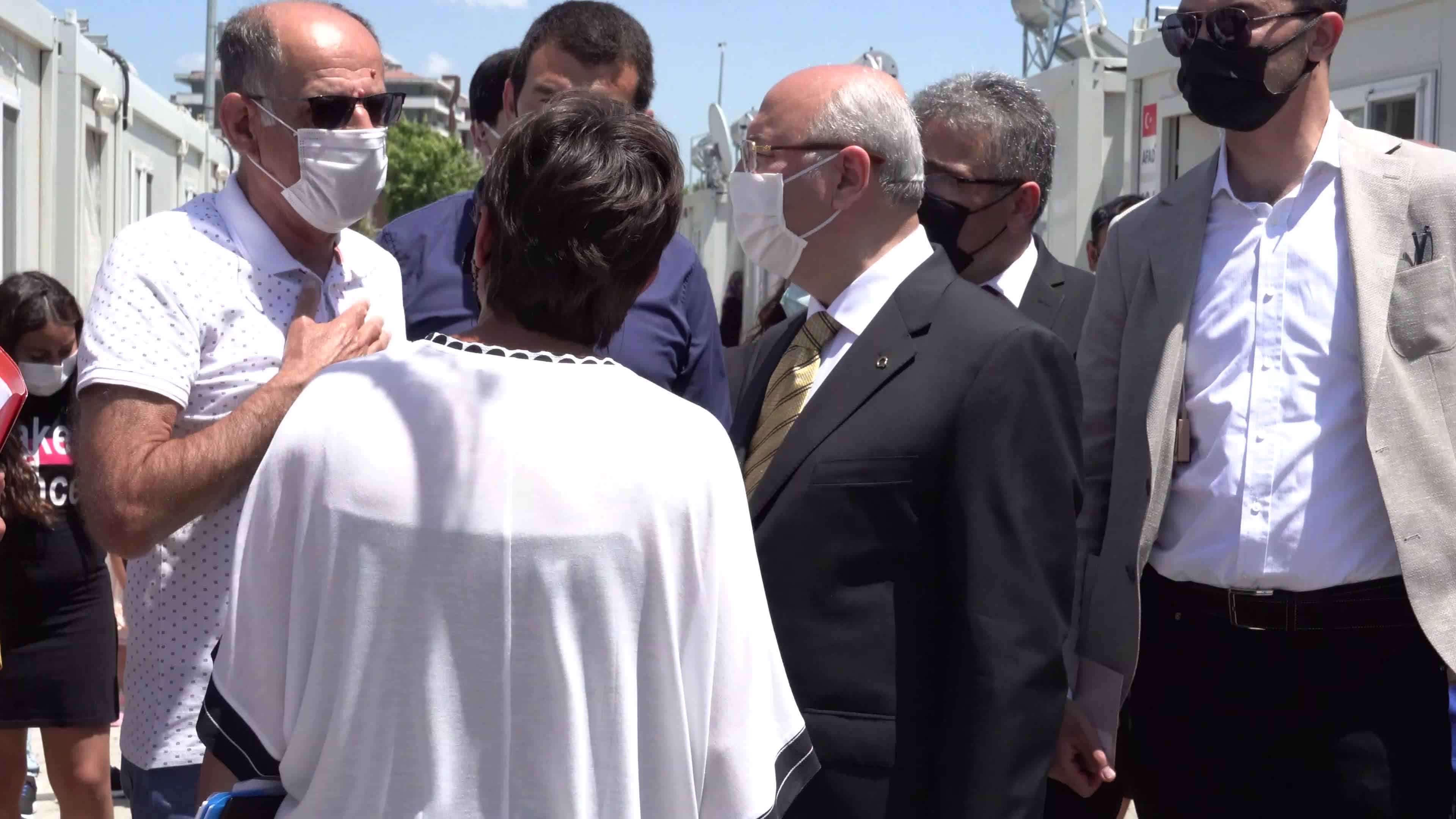 Izmir Governor Yavuz Selim Köşger has visited the earthquake victims in the container city for  Ramadan Feast Celebration
