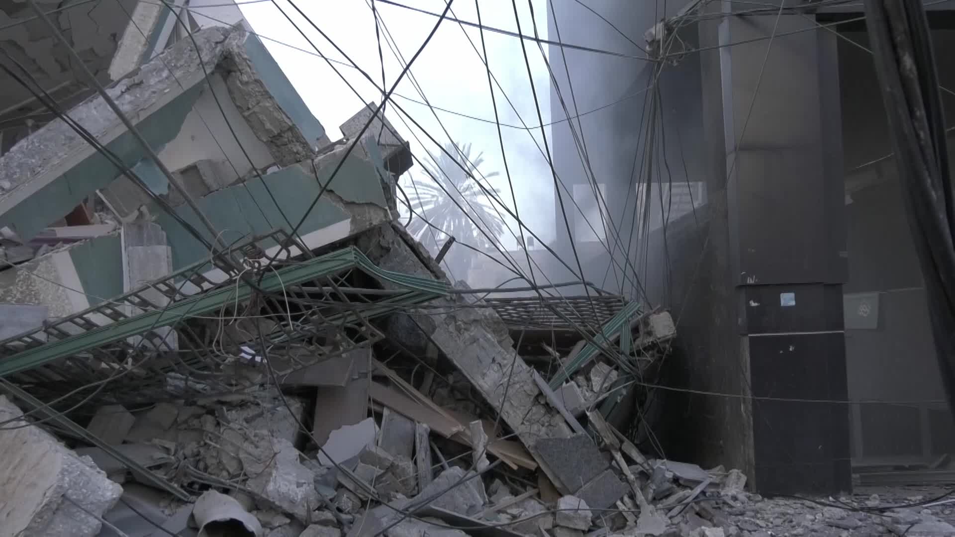 Israel strike destroys Gaza tower housing media organizations
