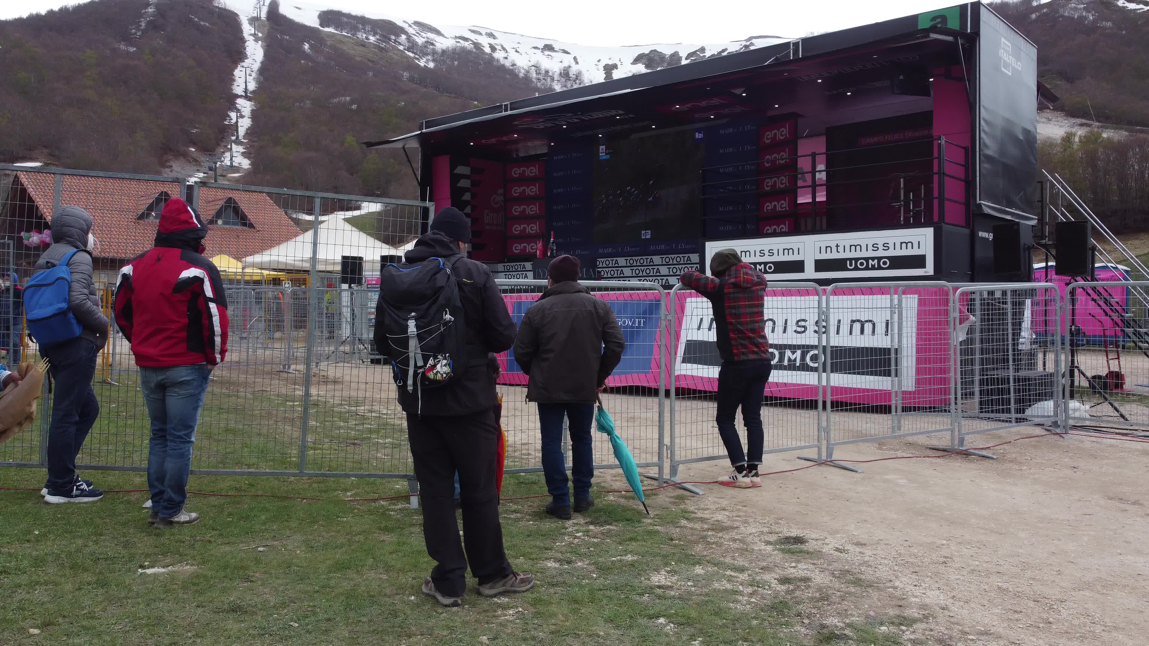 Giro d'Italia arrives in Campo Felice