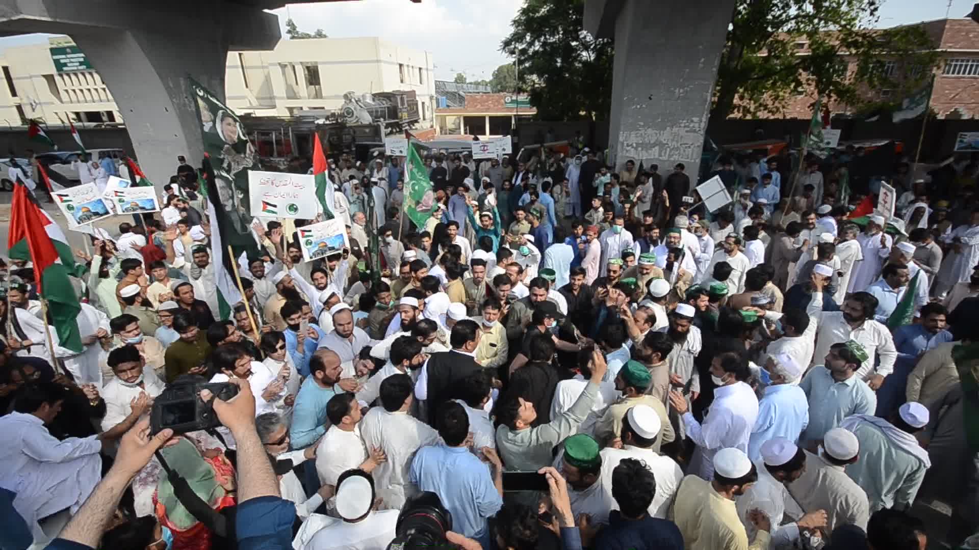 Demonstration in support of Palestine, in Peshawar, Pakistan