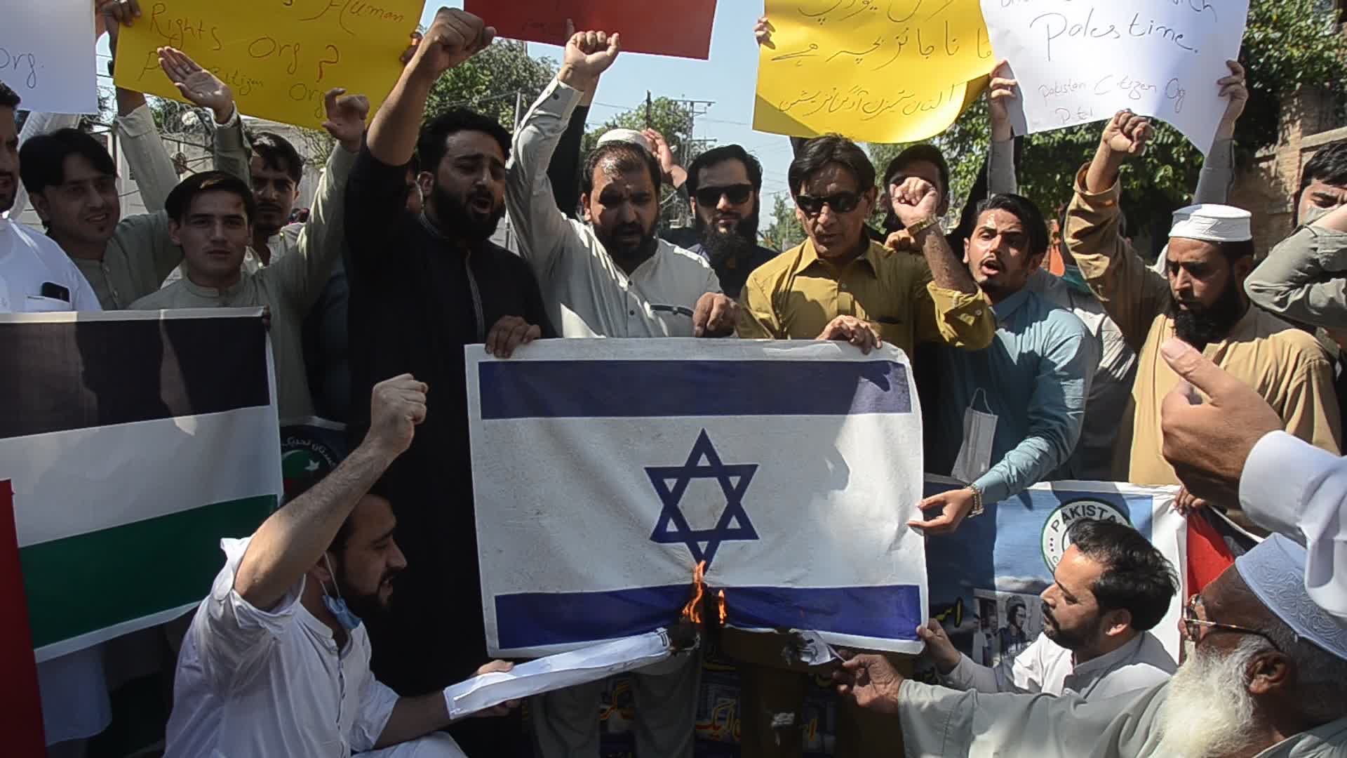 Demonstration in support of Palestine, in Peshawar, Pakistan
