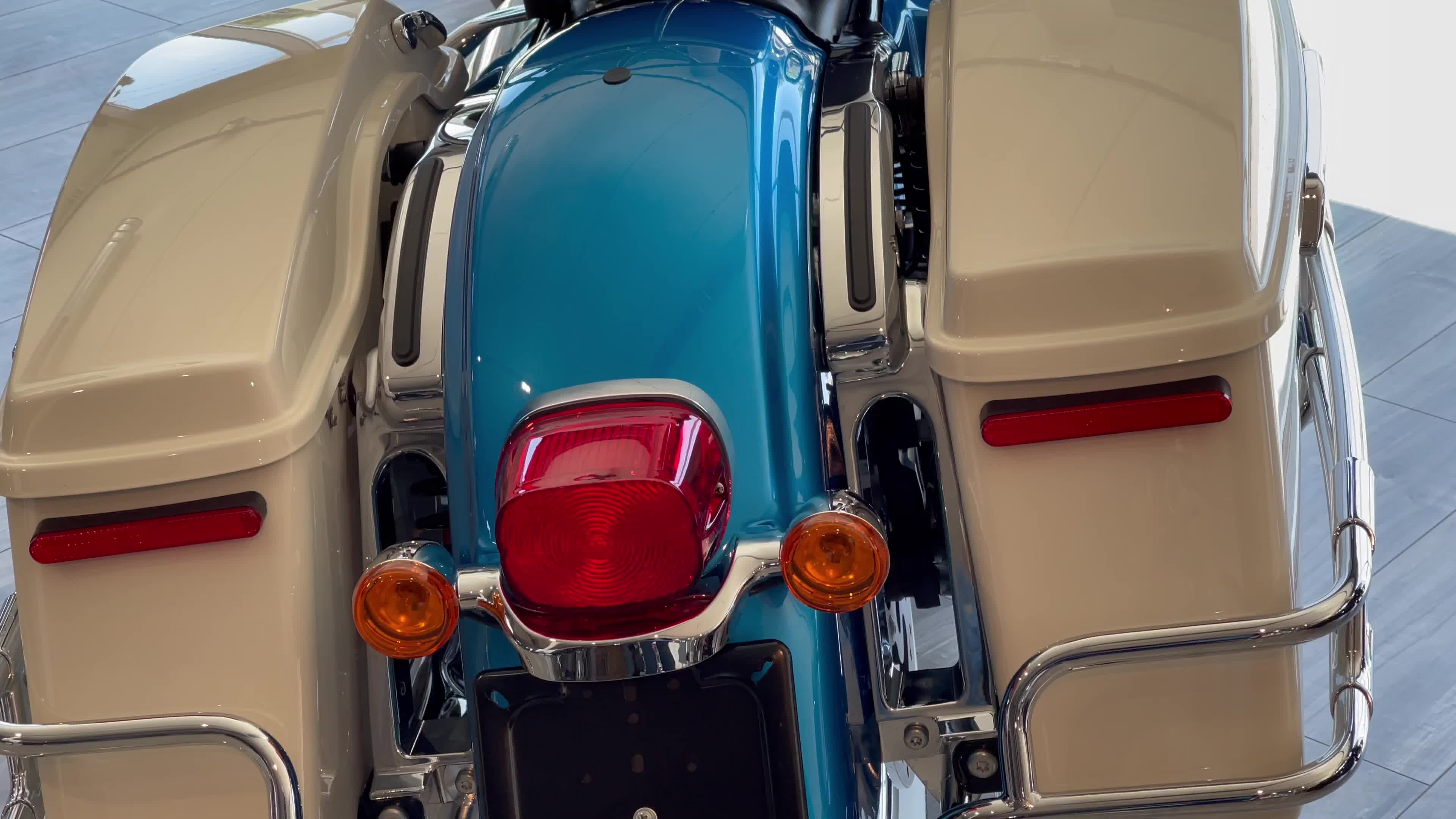 Harley-Davidson Icons Collection - 2021 Electra Glide Revival