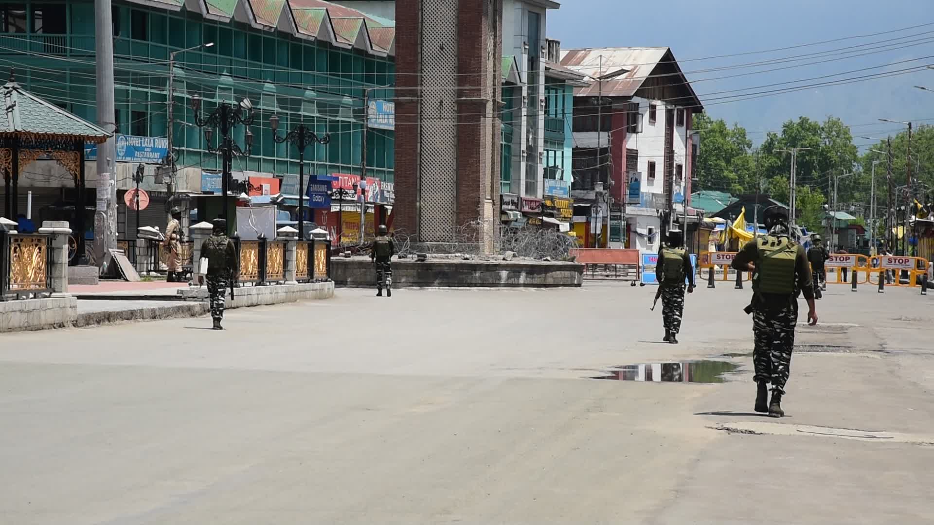 Coronavirus restrictions in Srinagar, India