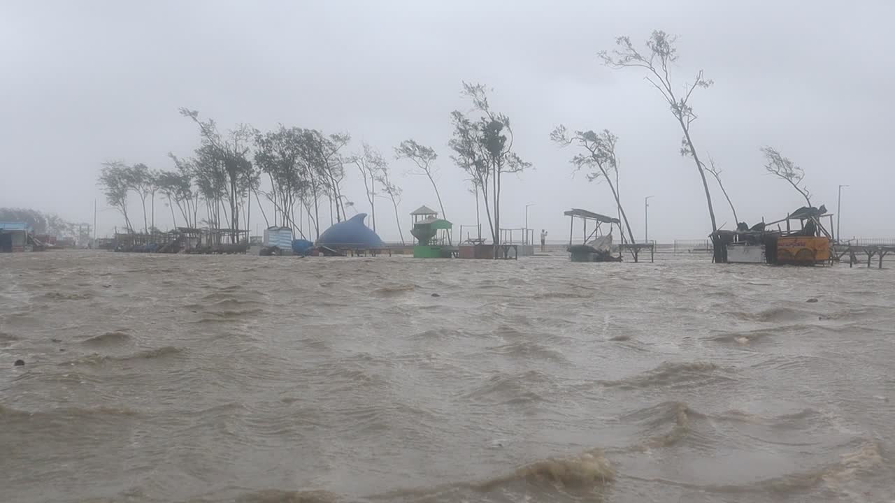 Cyclone Yaas In India