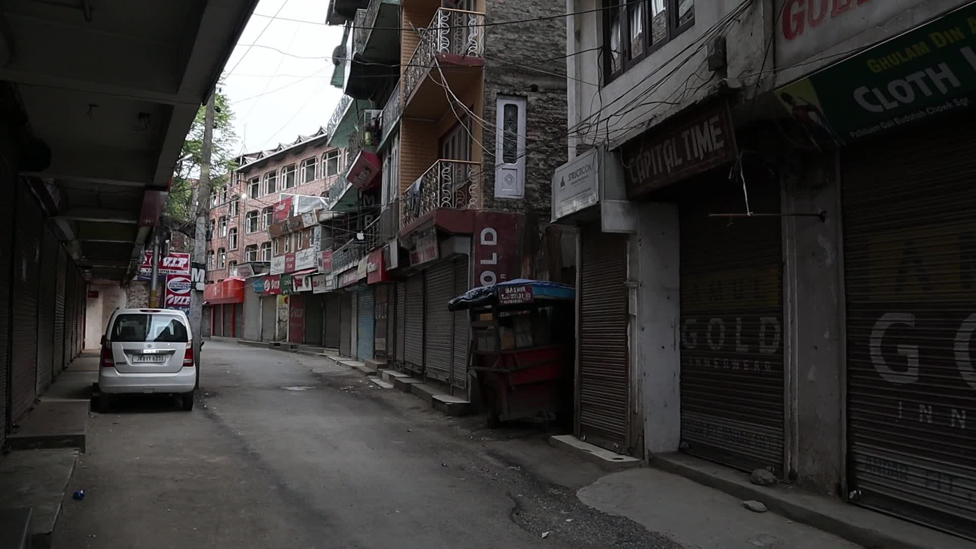 Coronavirus lockdown in Kashmir