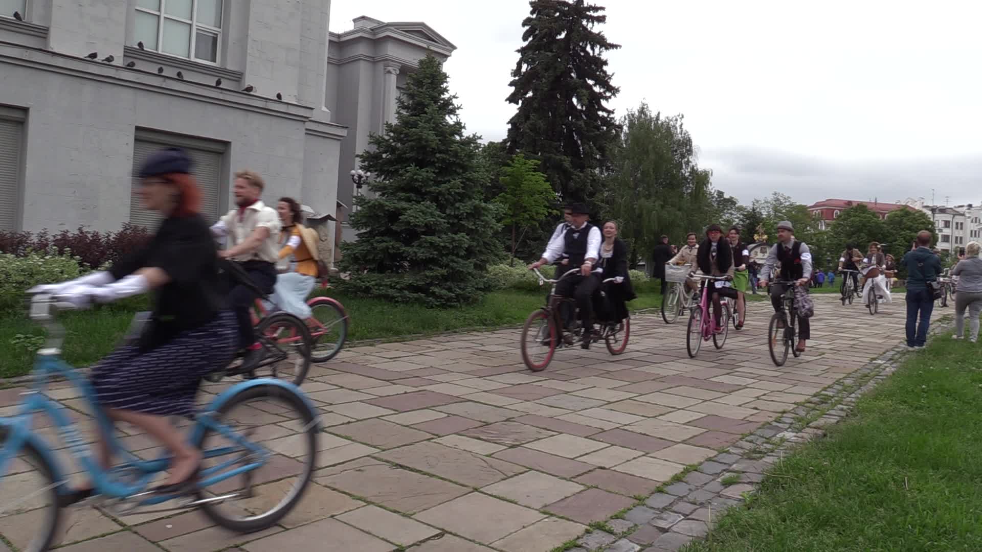 The Spring Retro Cruise 2021 in Ukraine