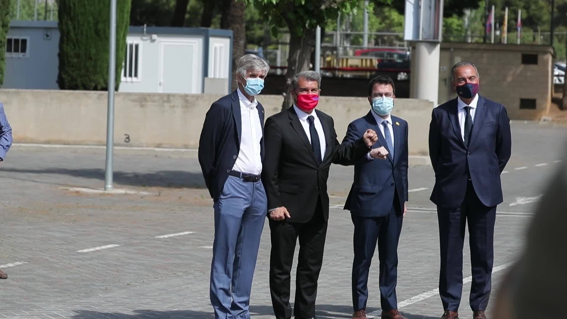 Joan Laporta receives the President of the Generalitat in the Camp Nou