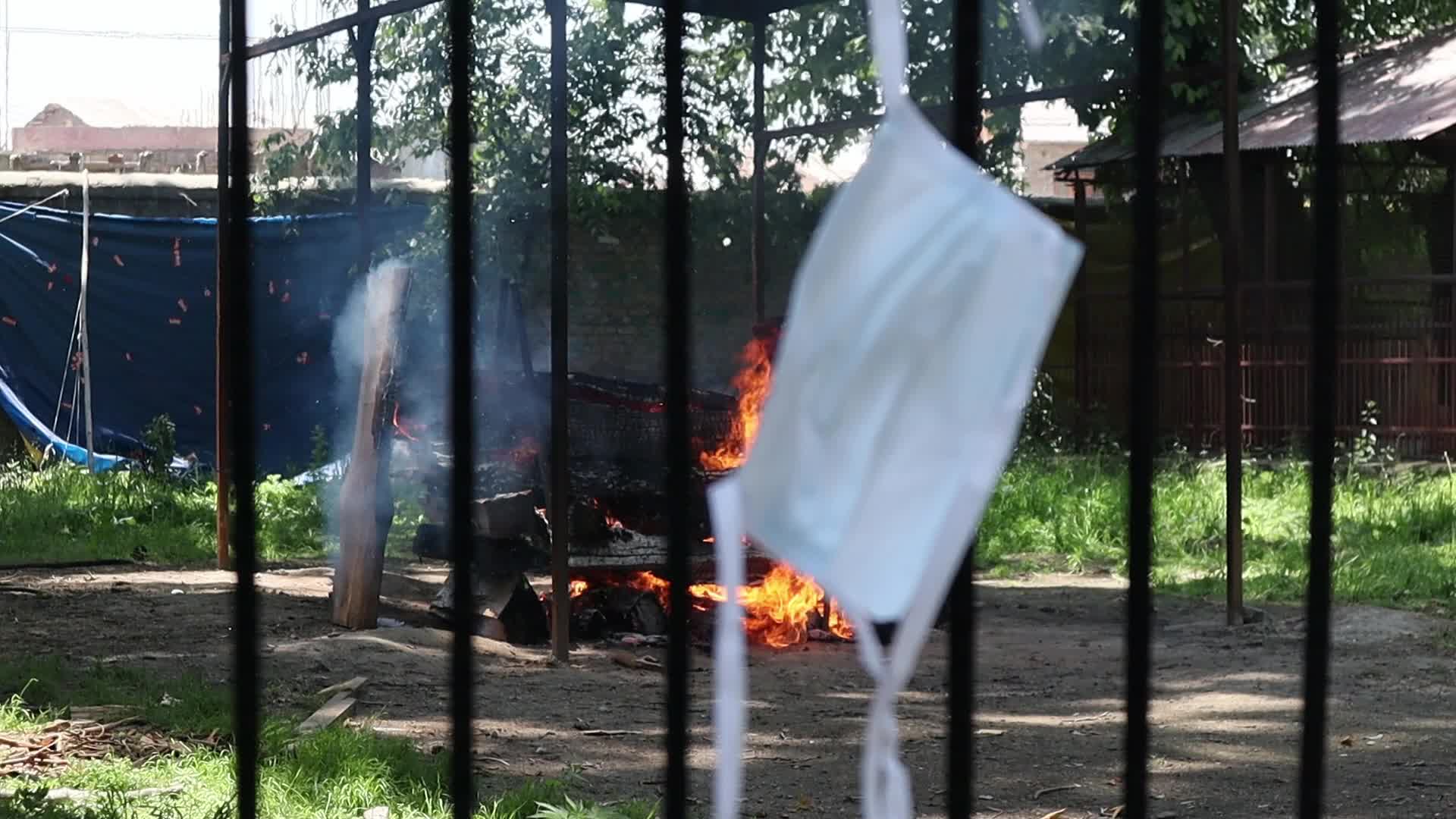 Coronavirus cremation in India