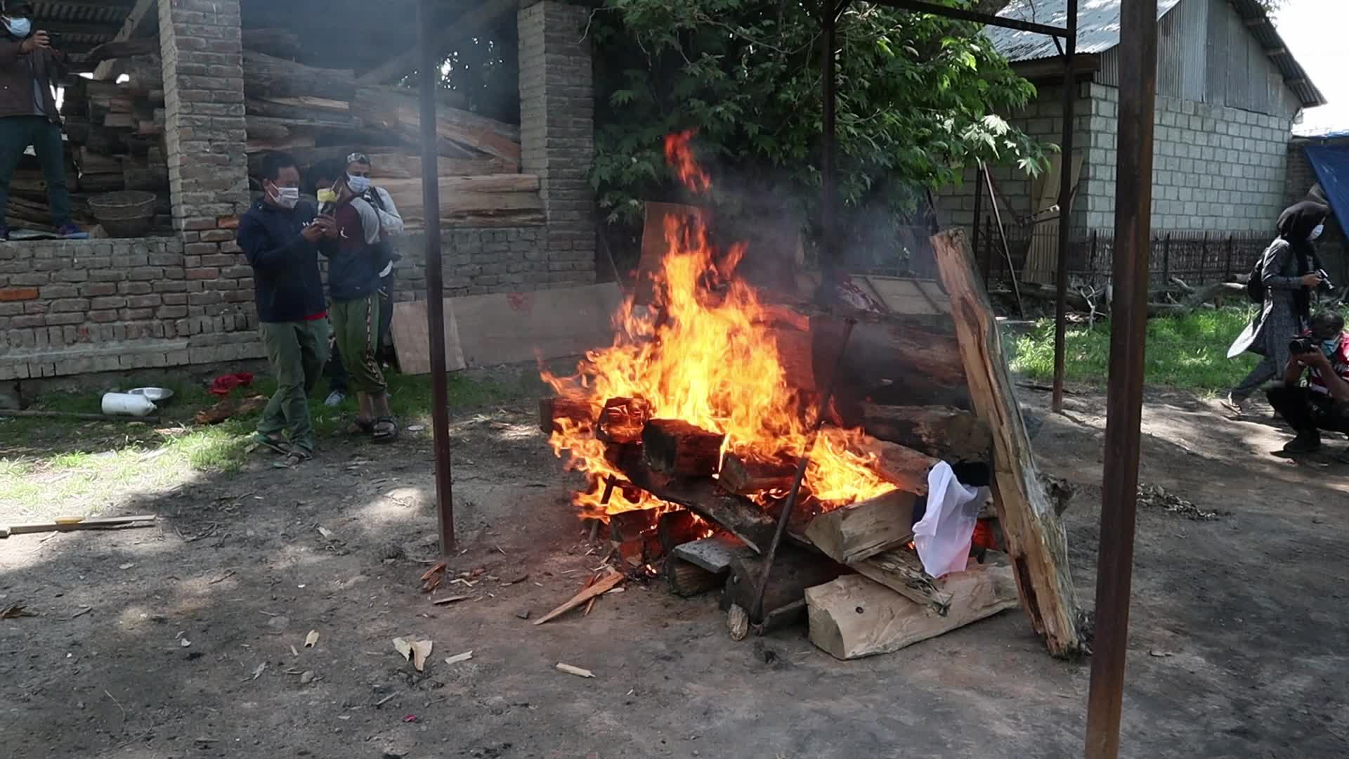 Coronavirus cremation in India