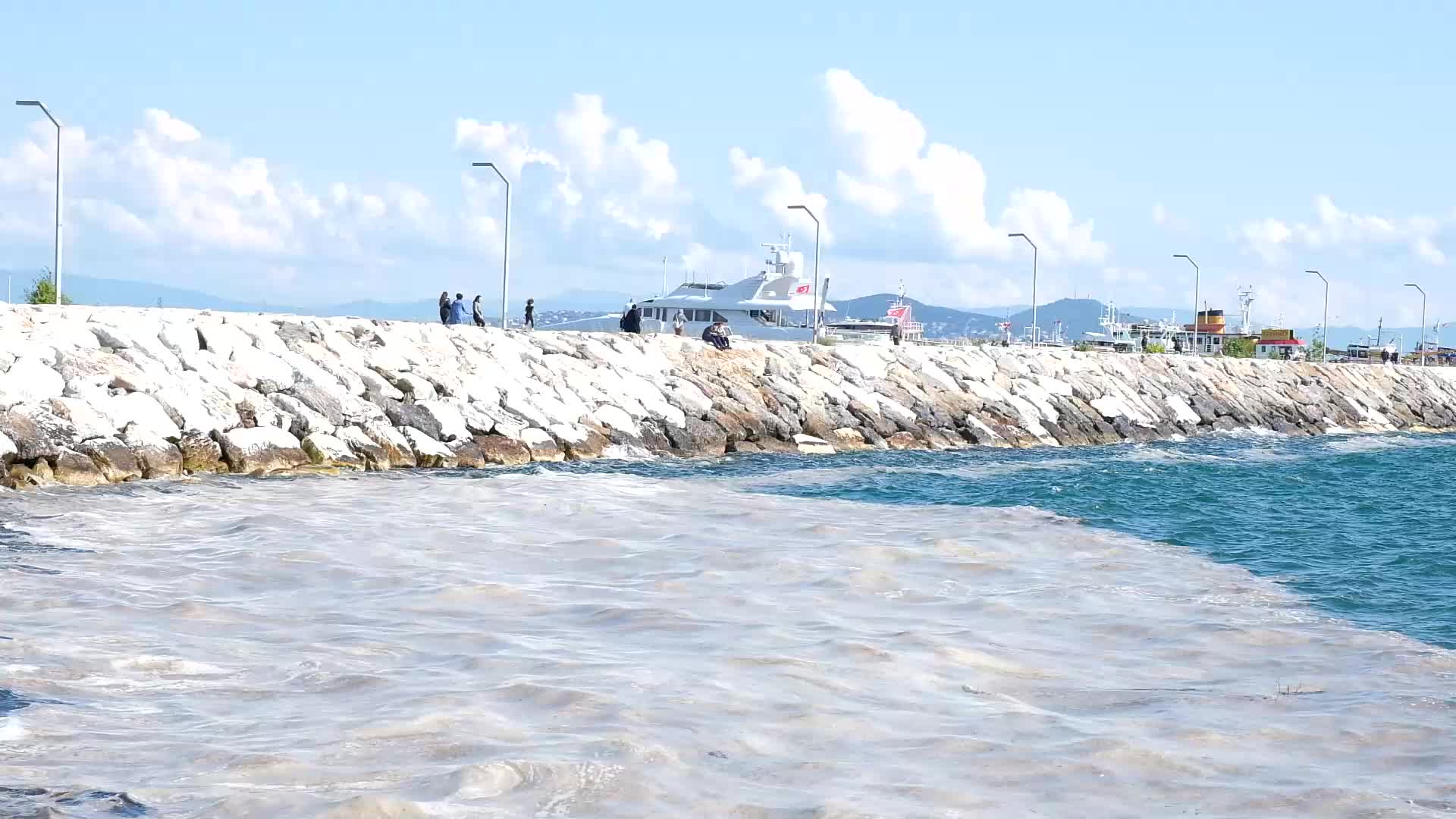  Sea snot continues to expand in Marmara Sea