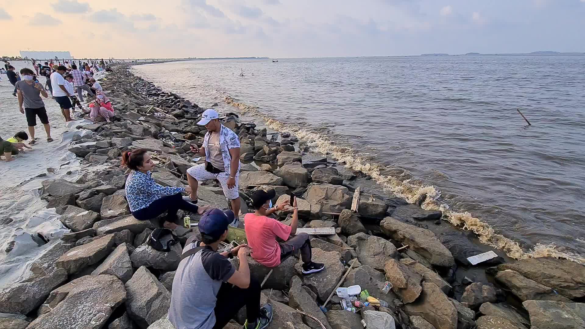 Daily life in Indonesia amid the Covid-19 pandemic