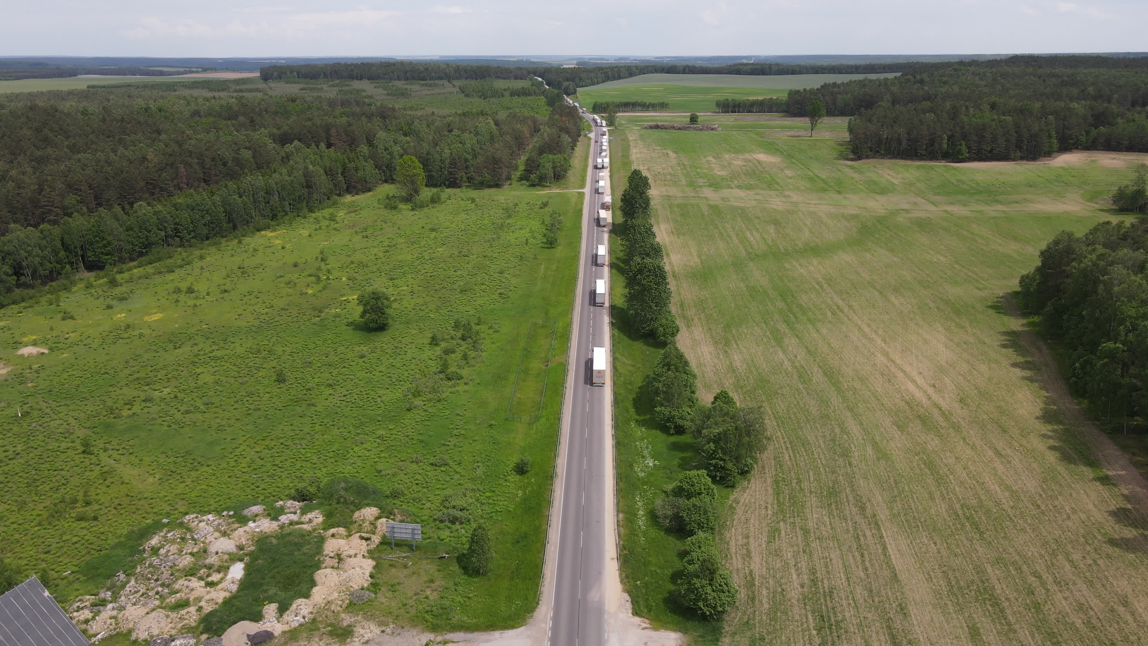 Trucks stuck at Polish-Belarusian border