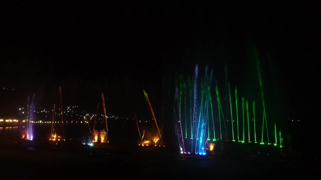 Musical Fountain Inside The Anasagar Lake In Ajmer