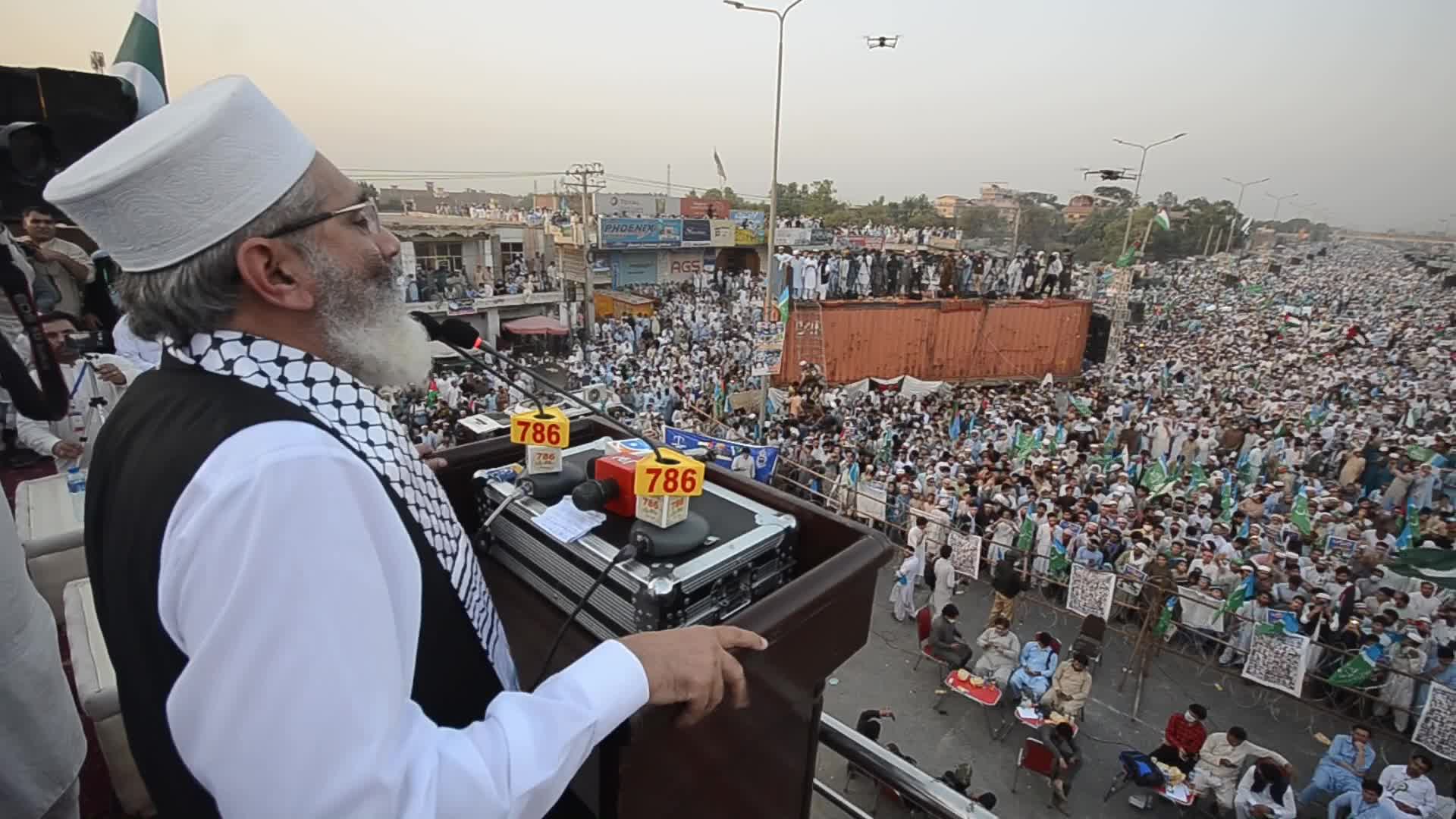 Pakistanis protest in support of Palestine