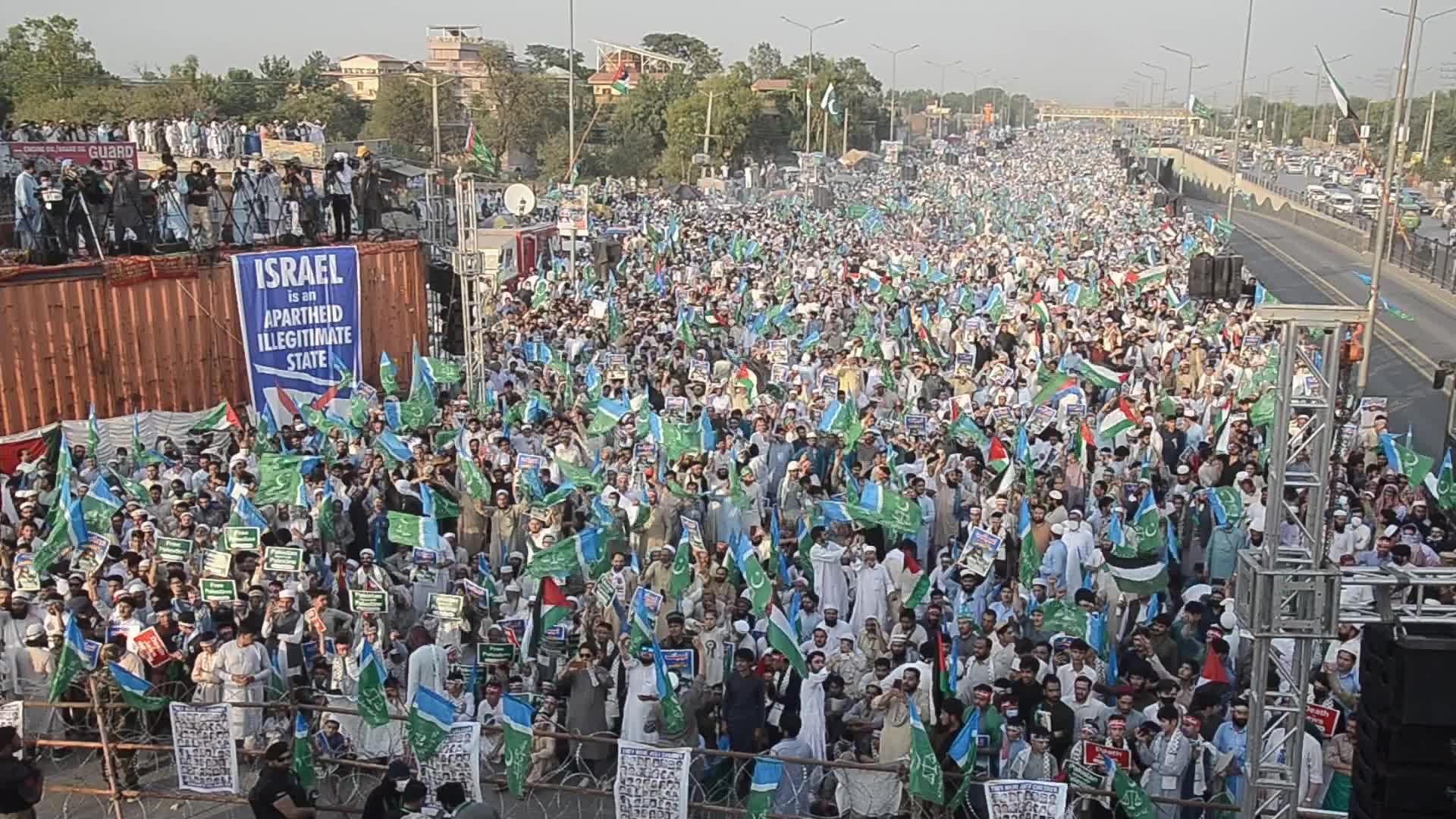 Pakistanis protest in support of Palestine