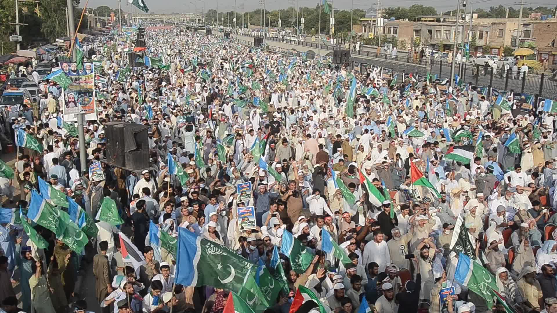 Pakistanis protest in support of Palestine