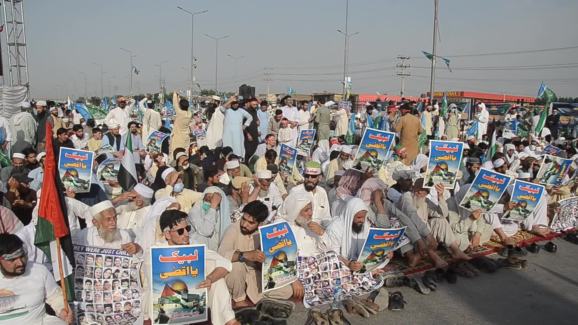 Pakistanis protest in support of Palestine