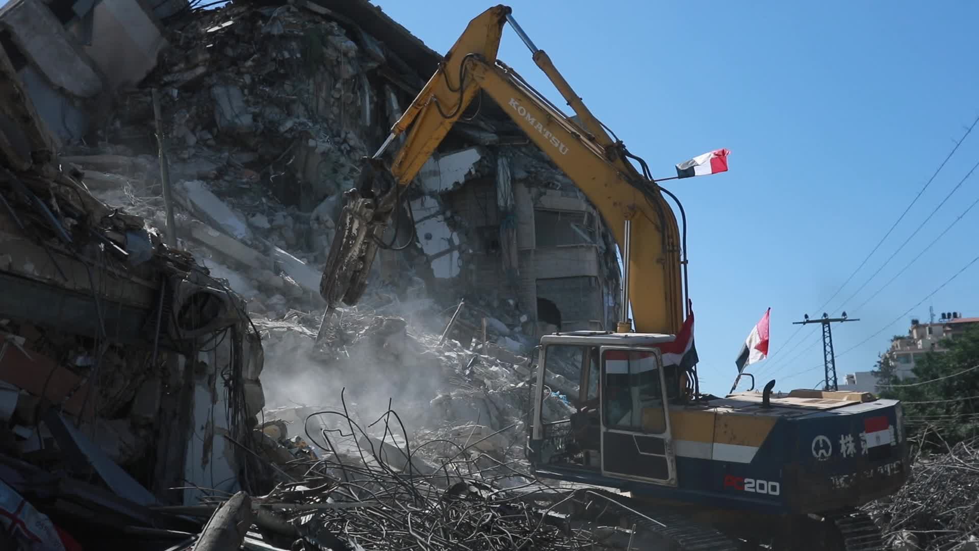 Rubble clearance in Gaza