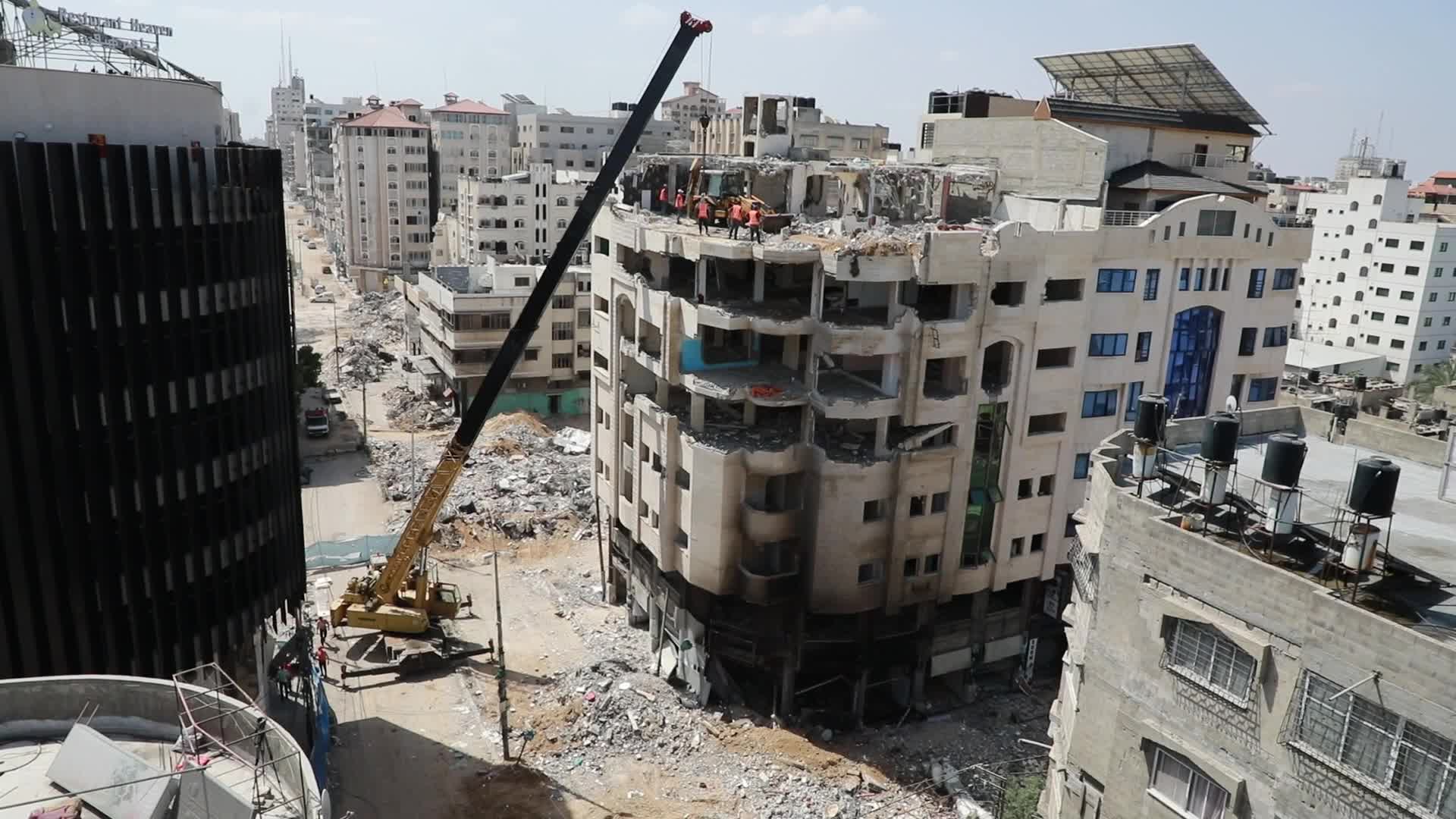 Clean-up of rubbles in Gaza City