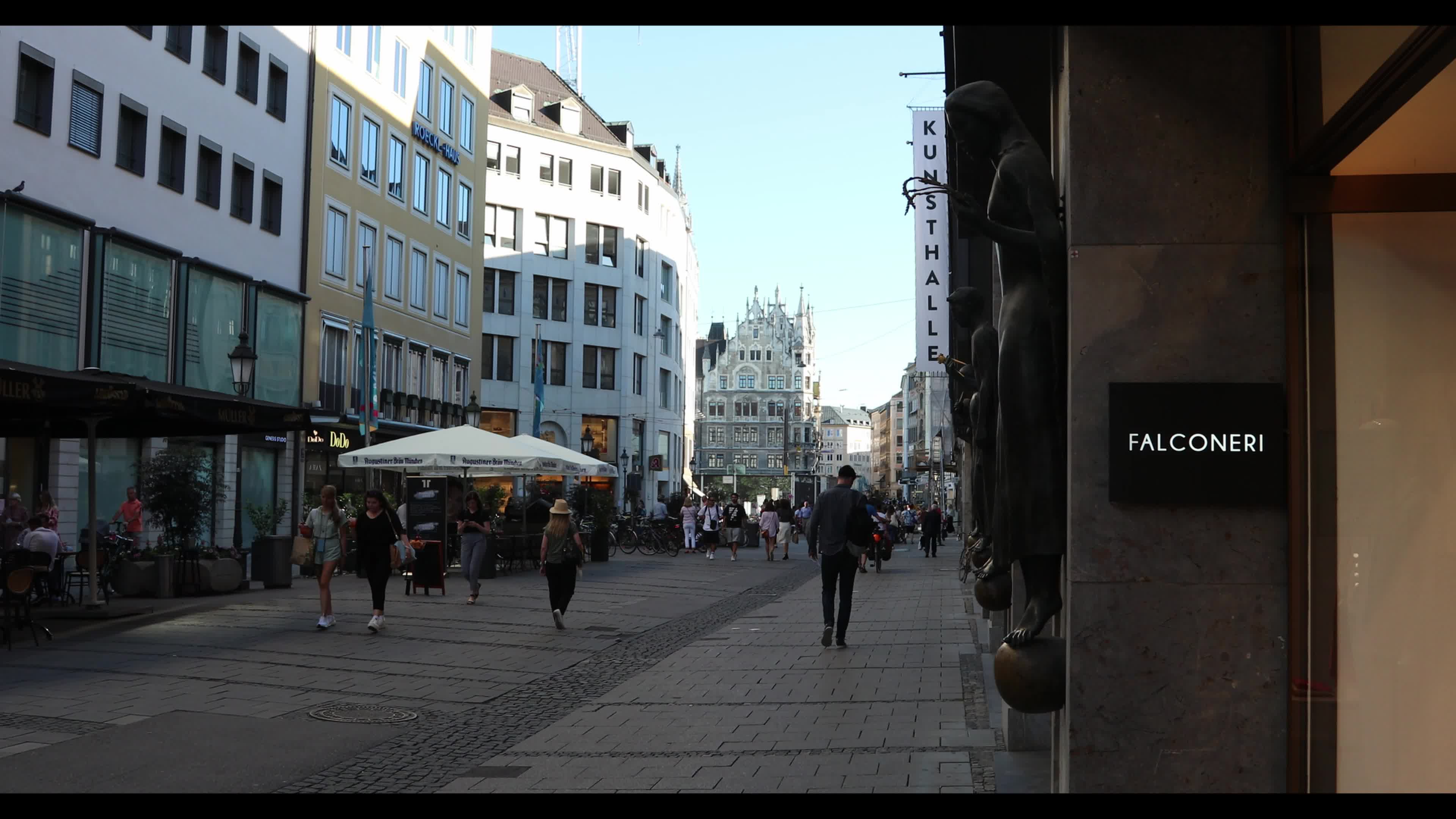 Falling Covid-19 infections and Euro 2020 atmosphere in Munich