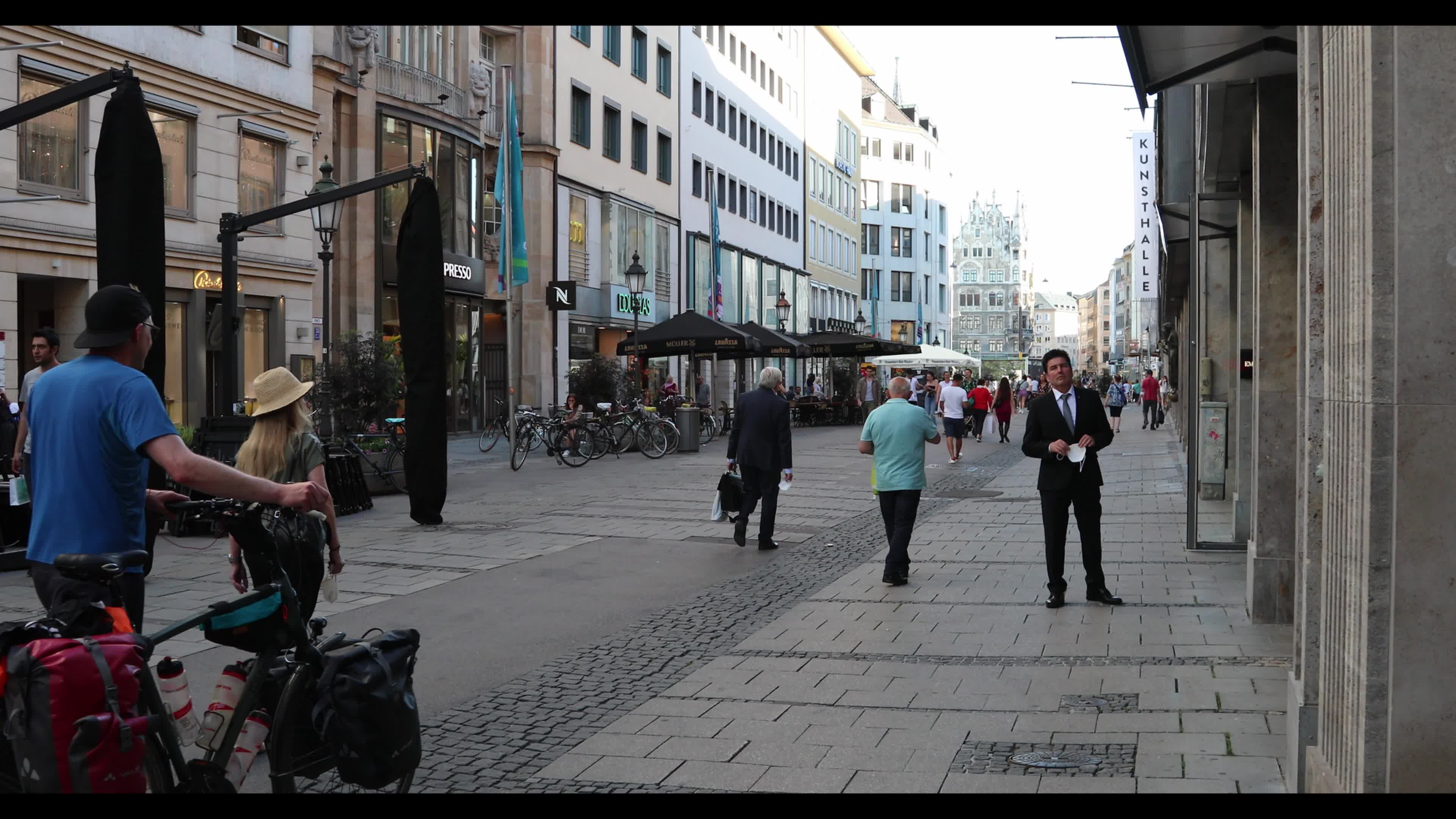 Falling Covid-19 infections and Euro 2020 atmosphere in Munich