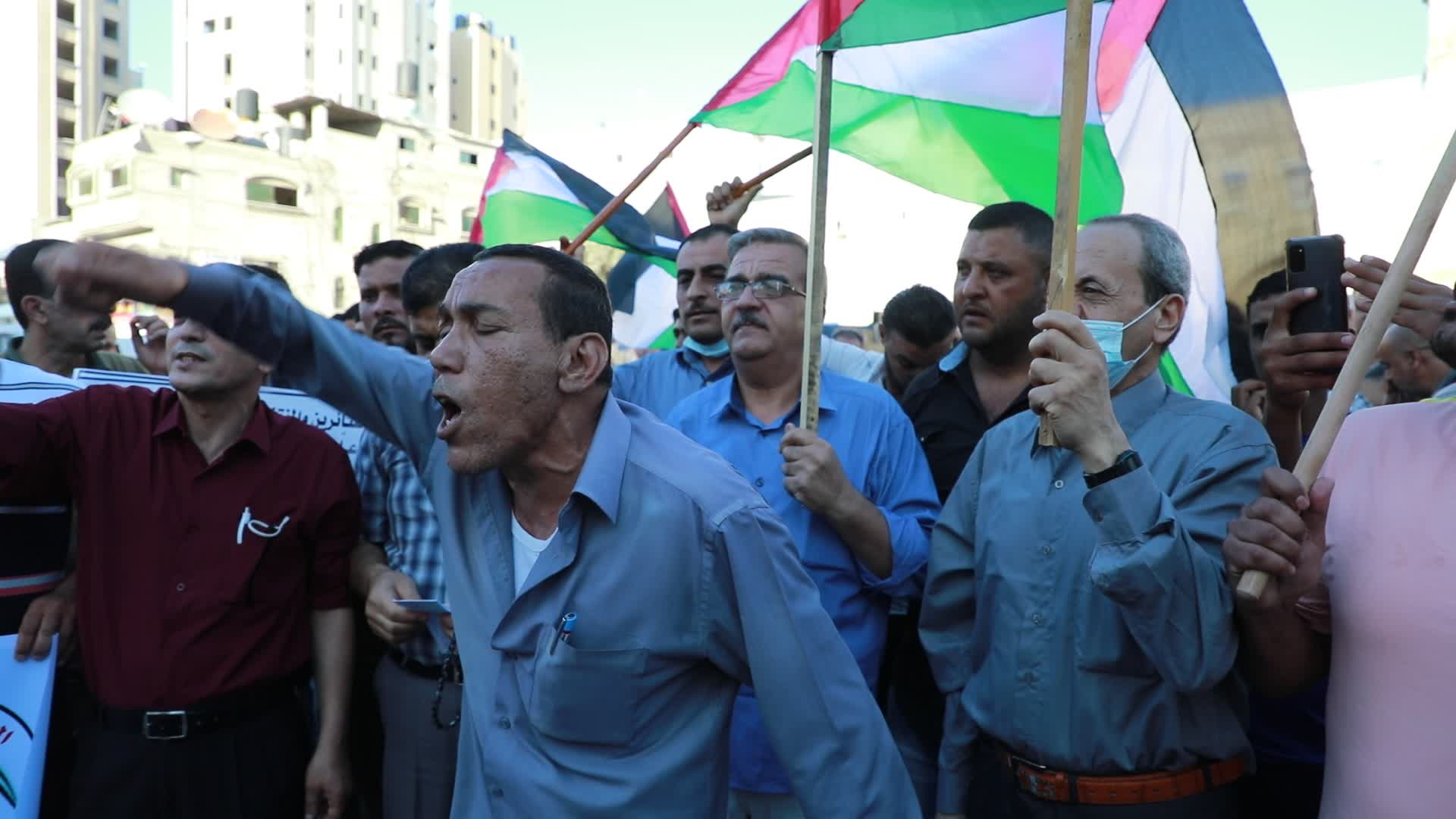 Protest against the flag-waving procession procession in Gaza