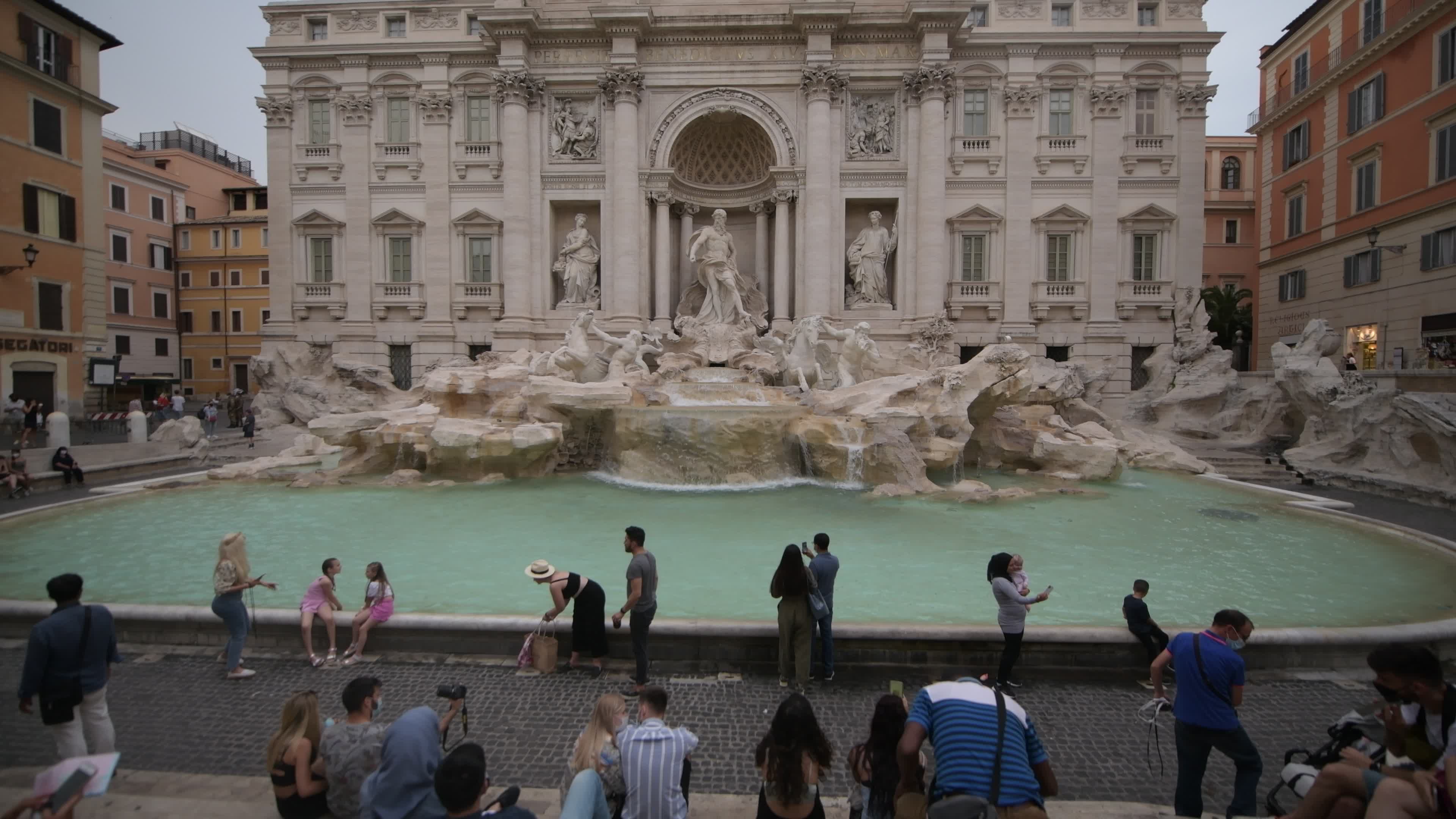 Tourism slowly restarting in Rome