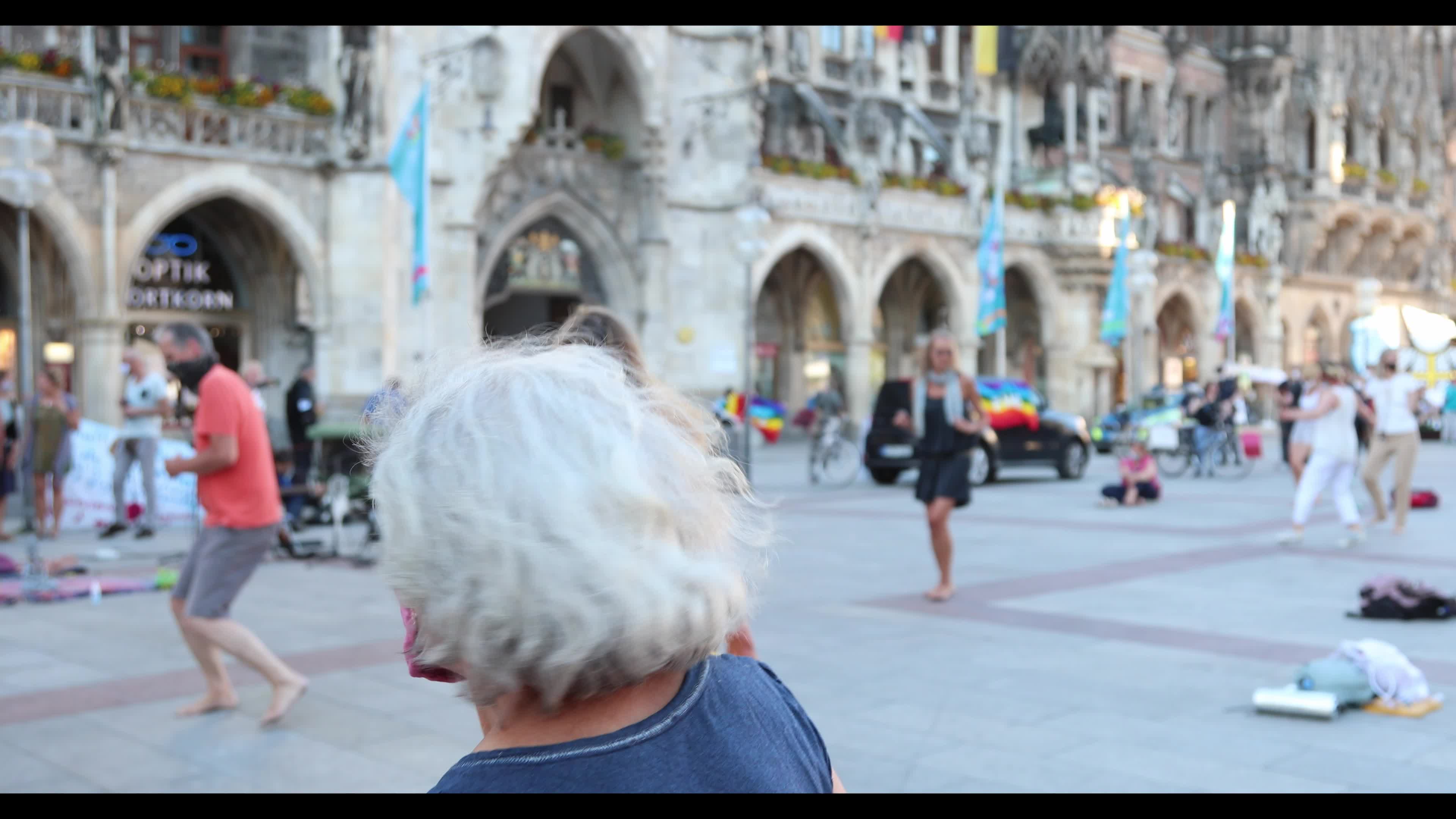 Meditation and dance protest against the Covid measures in Munich