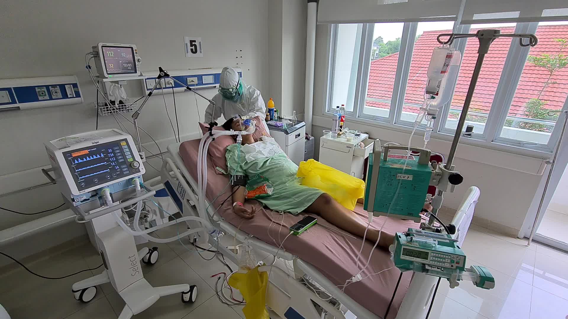 The Struggle of Health Workers Against Covid19 in Indonesia