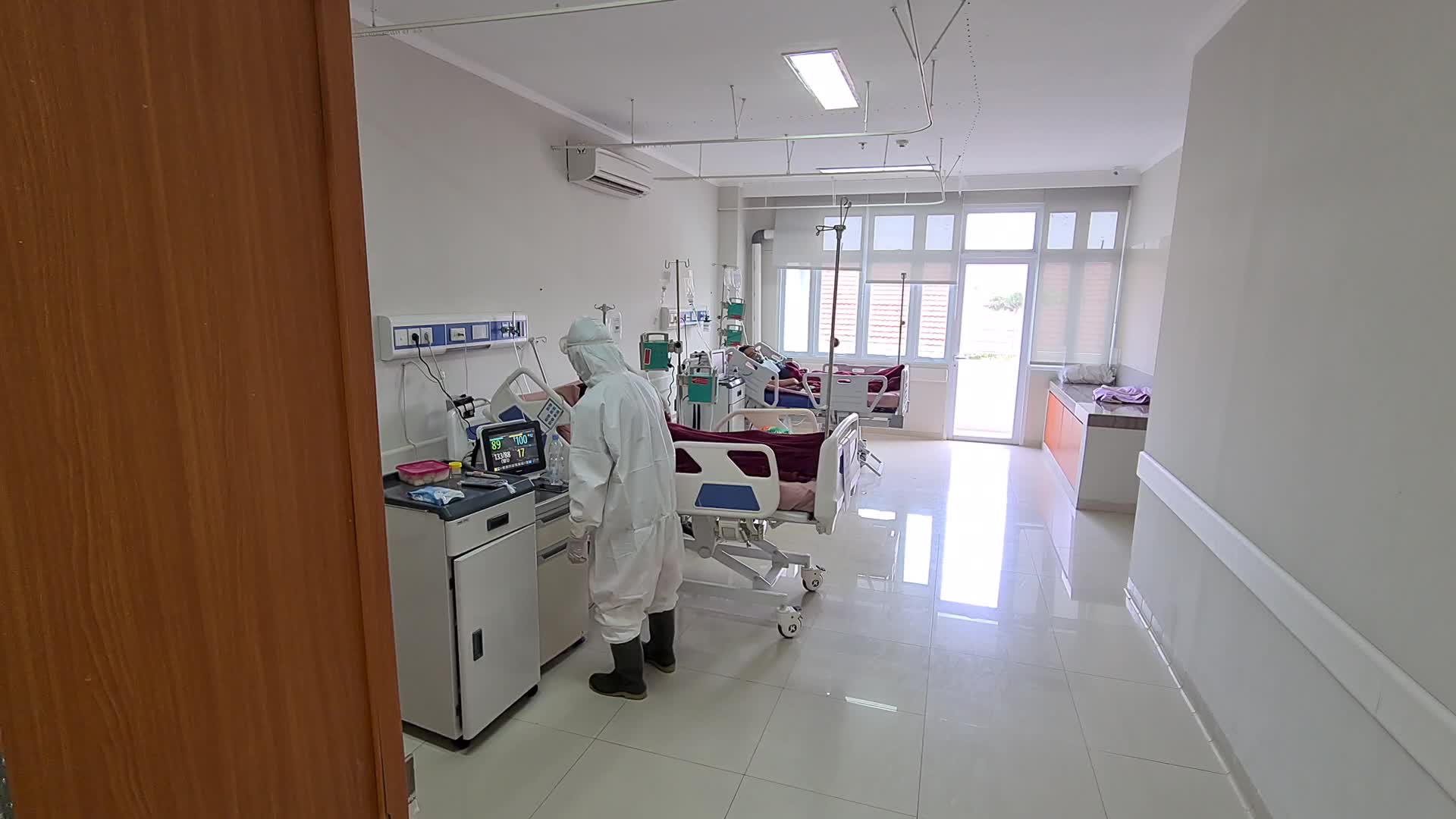 The Struggle of Health Workers Against Covid19 in Indonesia