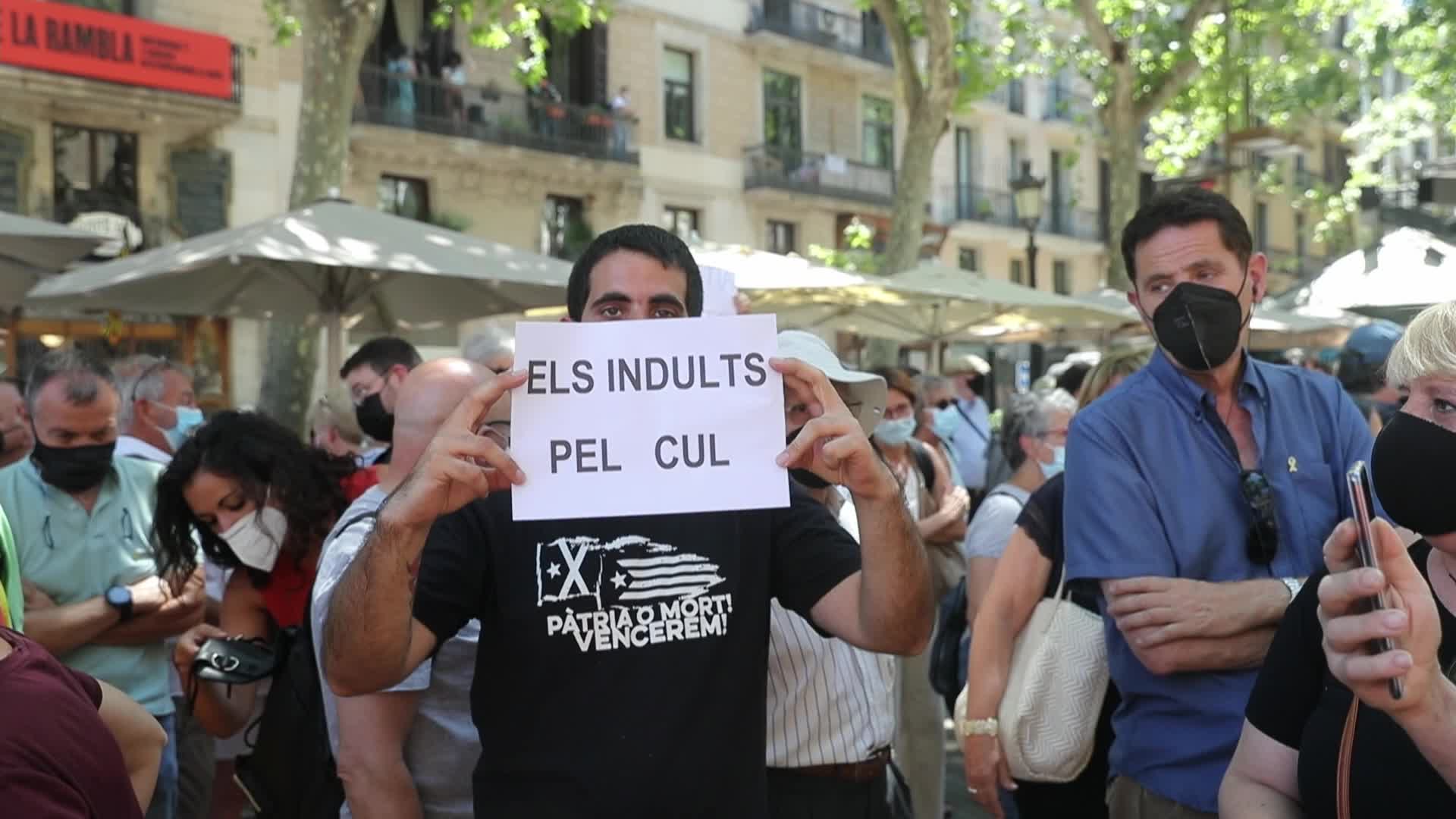 Demonstration against Spanish Presdent Pedro Sanchez in Barcelona