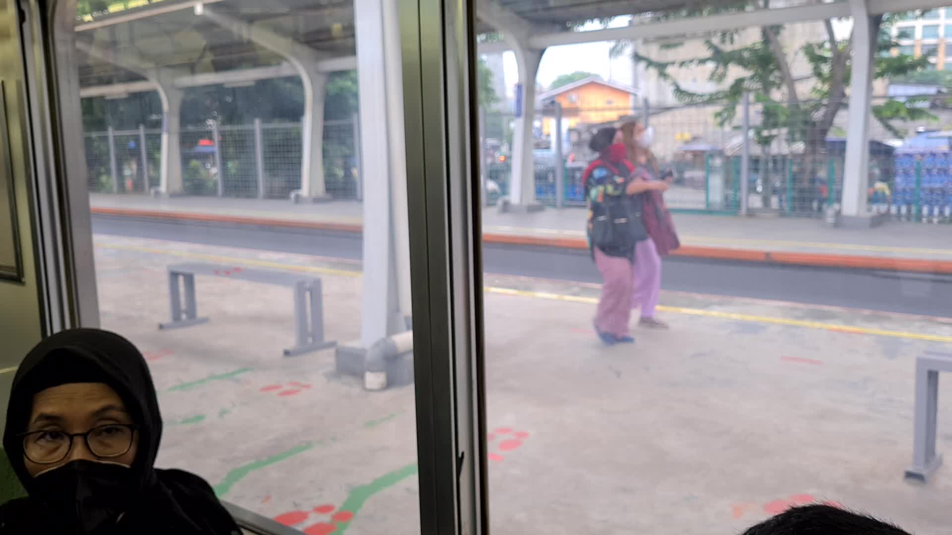 Rush hours in Indonesia amid the Covid-19 pandemic