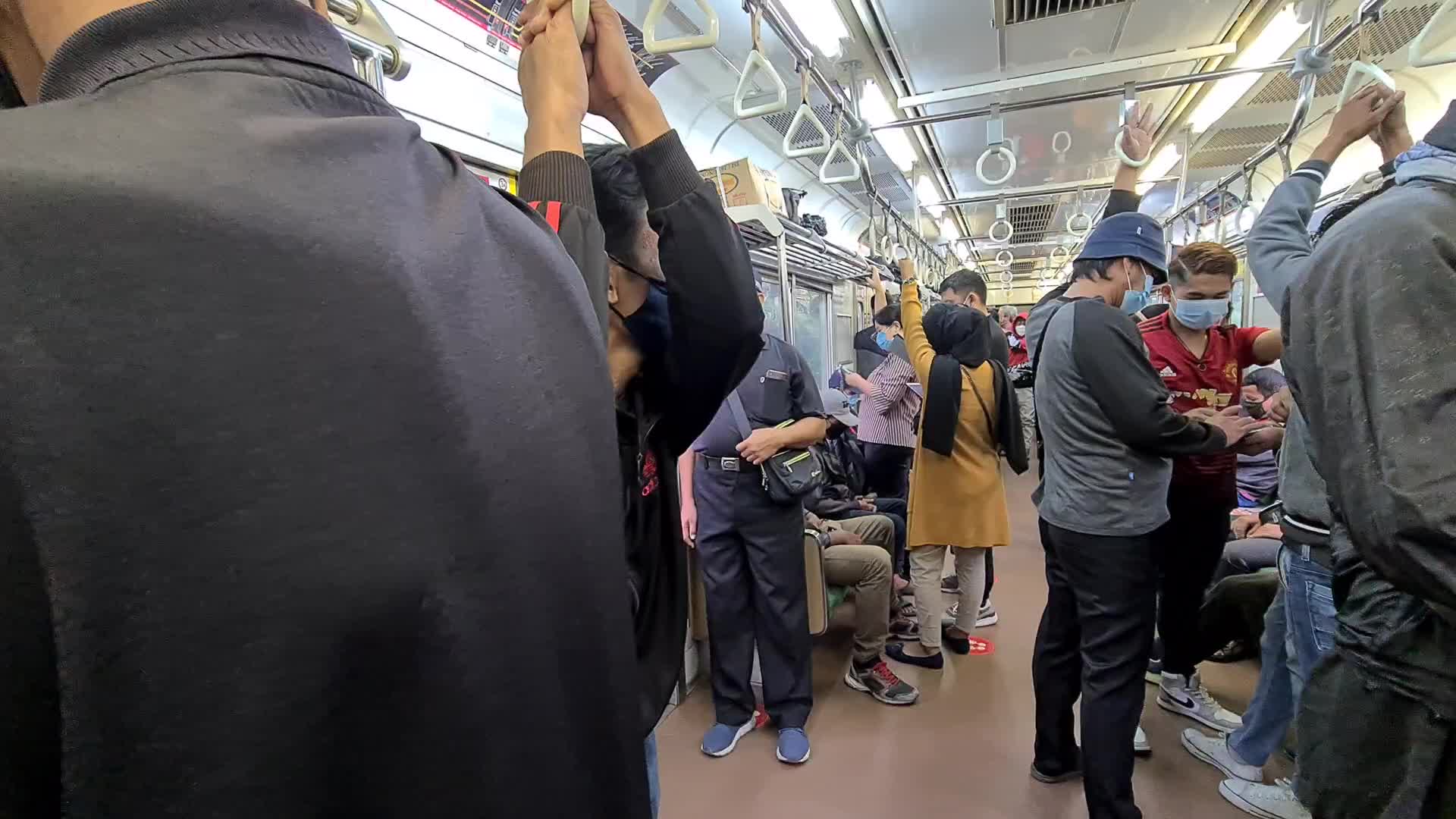 Rush hours in Indonesia amid the Covid-19 pandemic