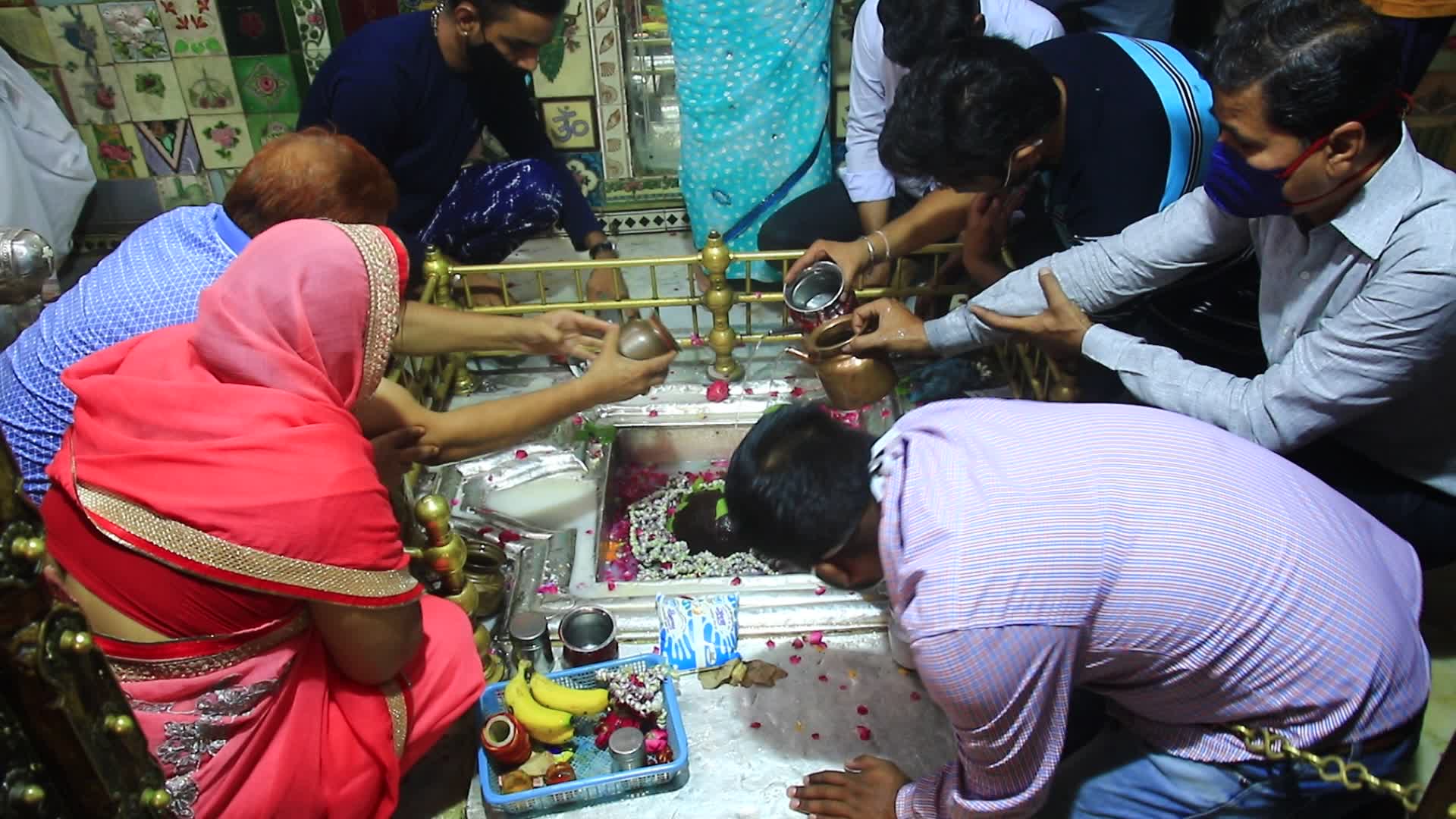 Temples Reopen in Jaipur 