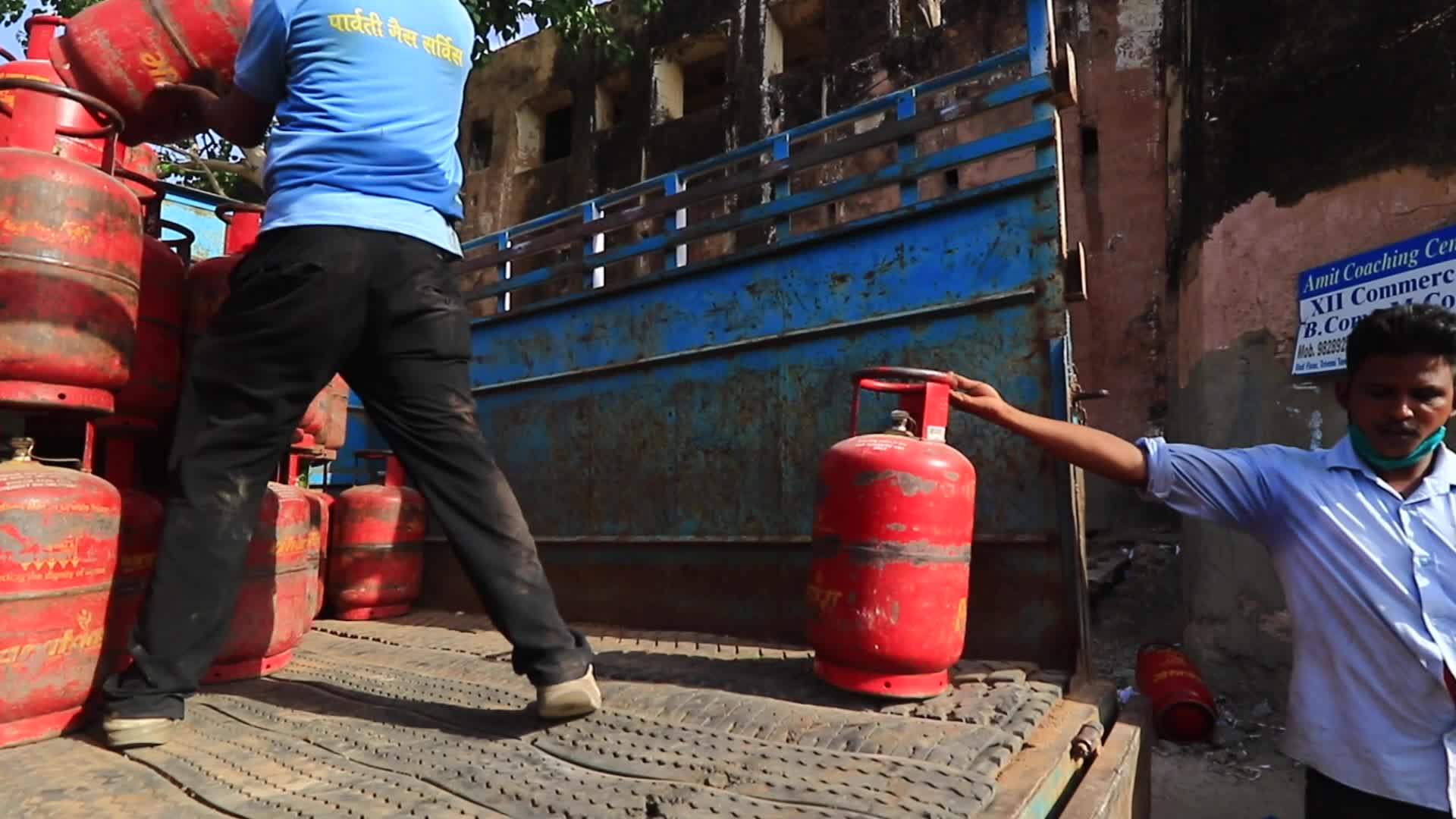 LPG Gas Cylinders Price Hiked In Jaipur