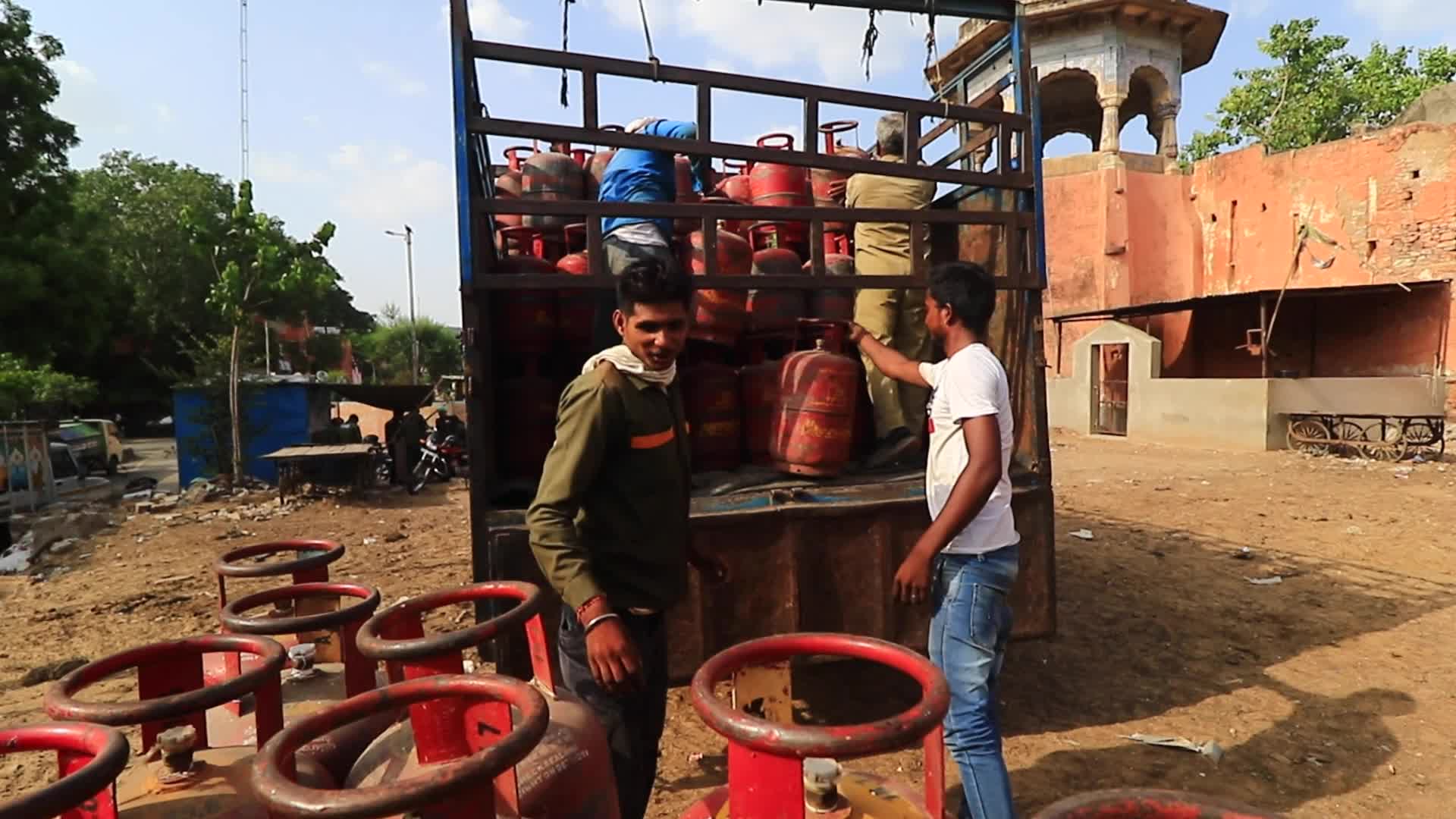 LPG Gas Cylinders Price Hiked In Jaipur