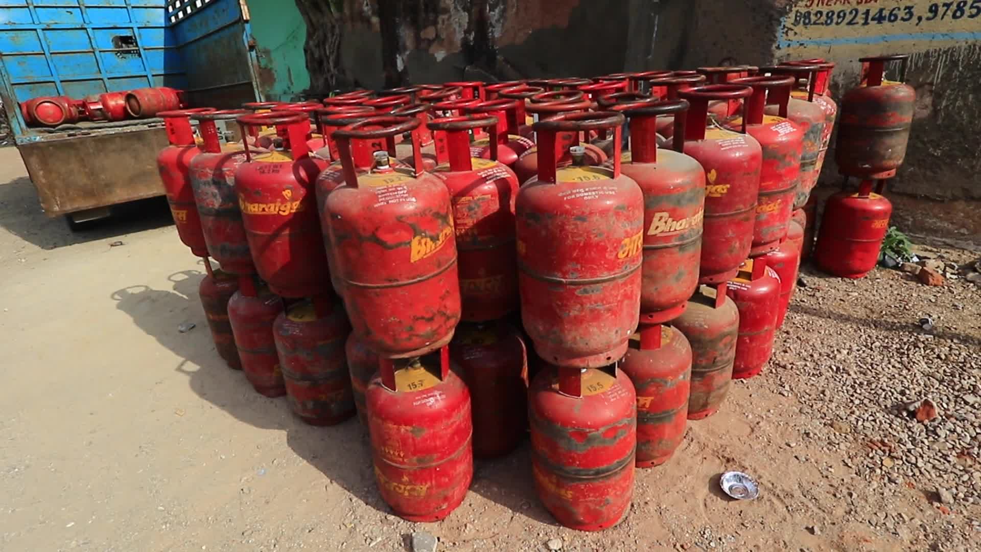 LPG Gas Cylinders Price Hiked In Jaipur
