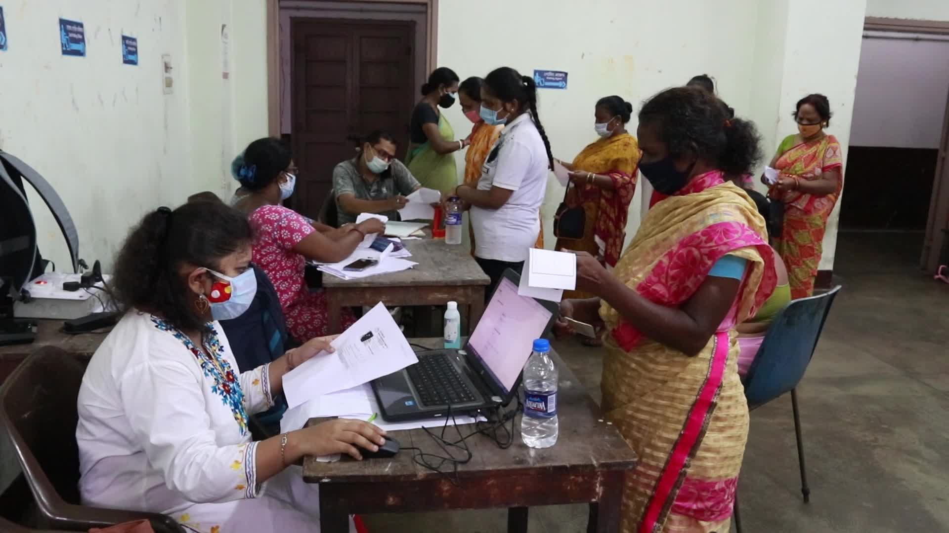 Coronavirus vaccination with Covaxin vaccine in Kolkata, India