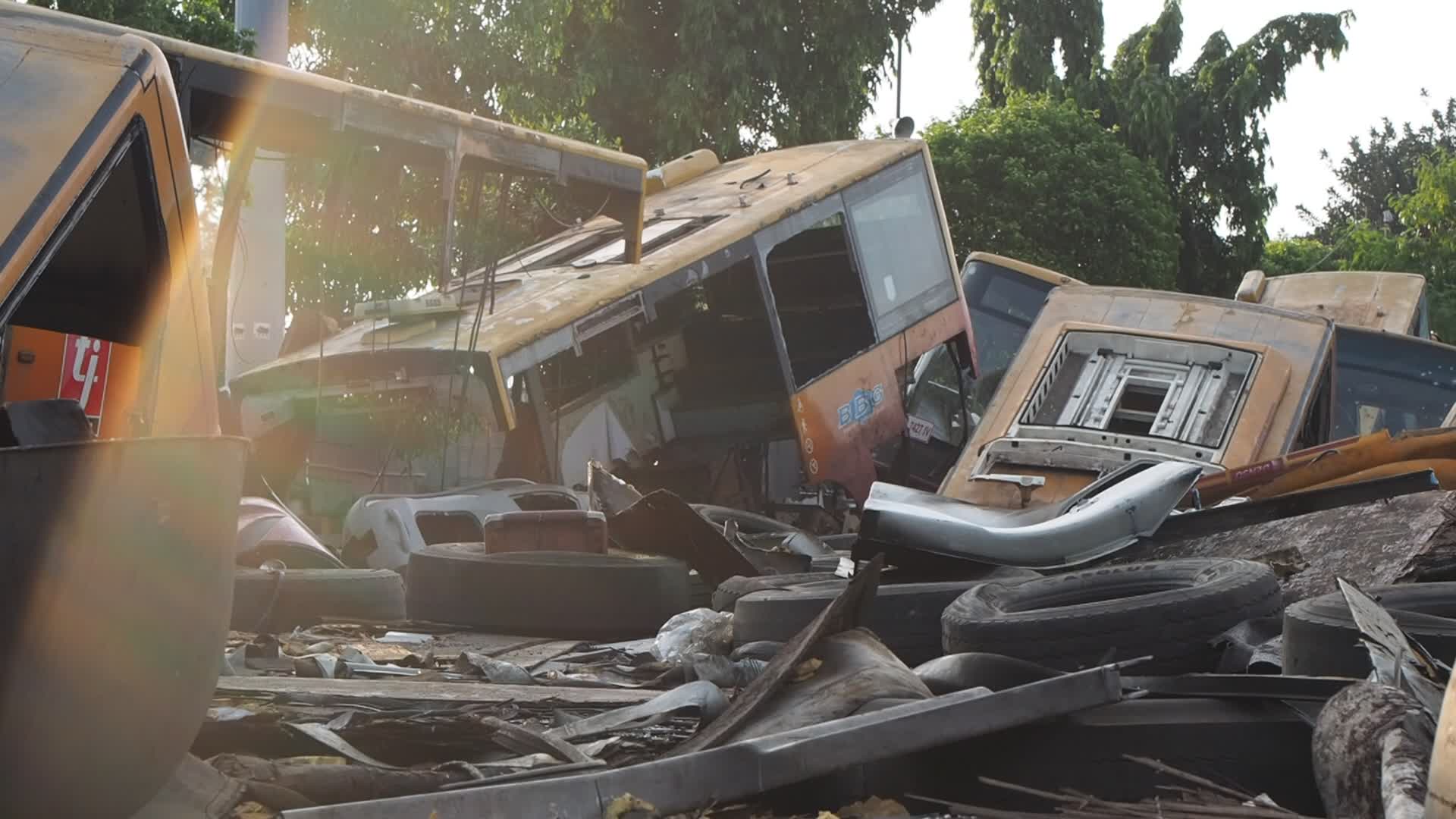 Looking at The 'Wreck' of Transjakarta Bus