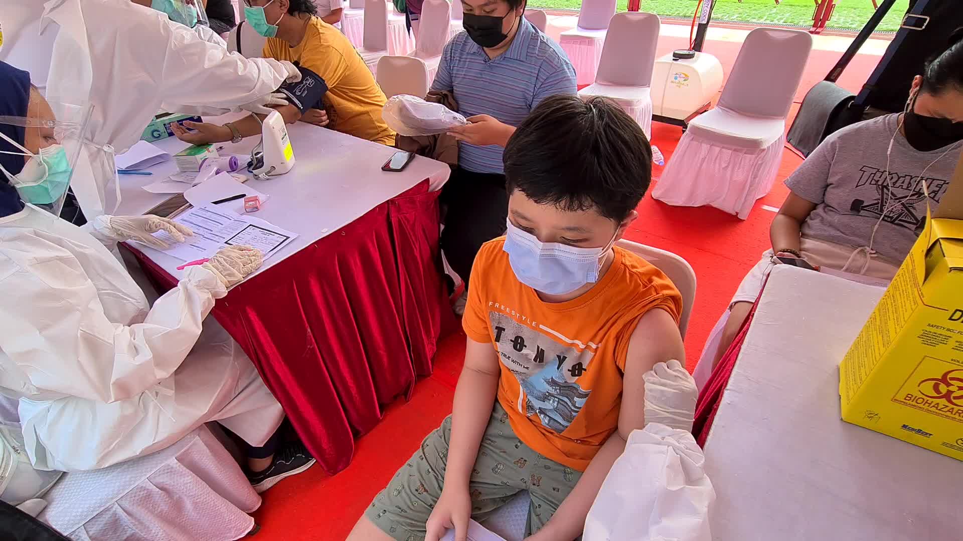 Coronavirus vaccination for children aged 12-17 in Indonesia